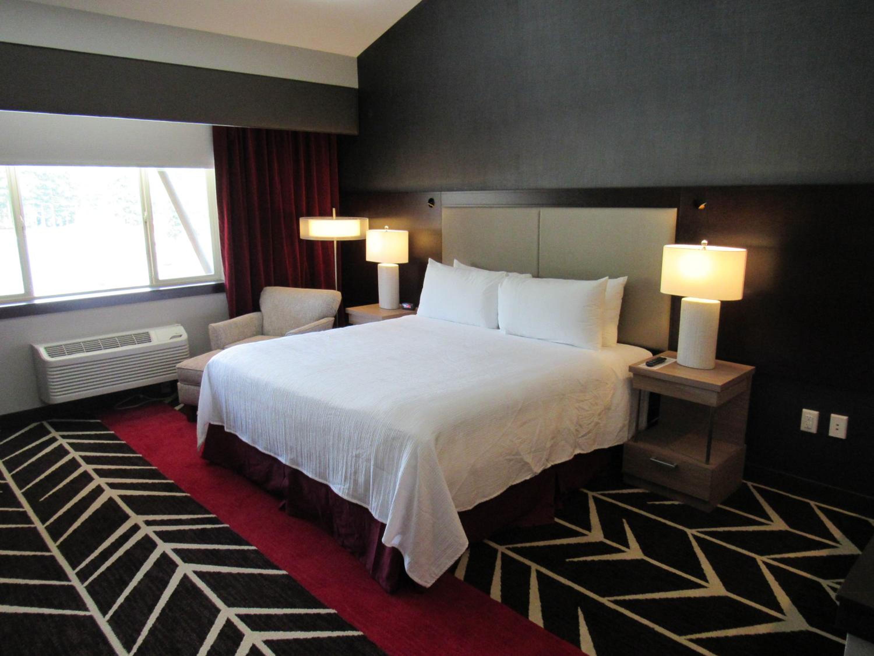 Superior King Room photo 2