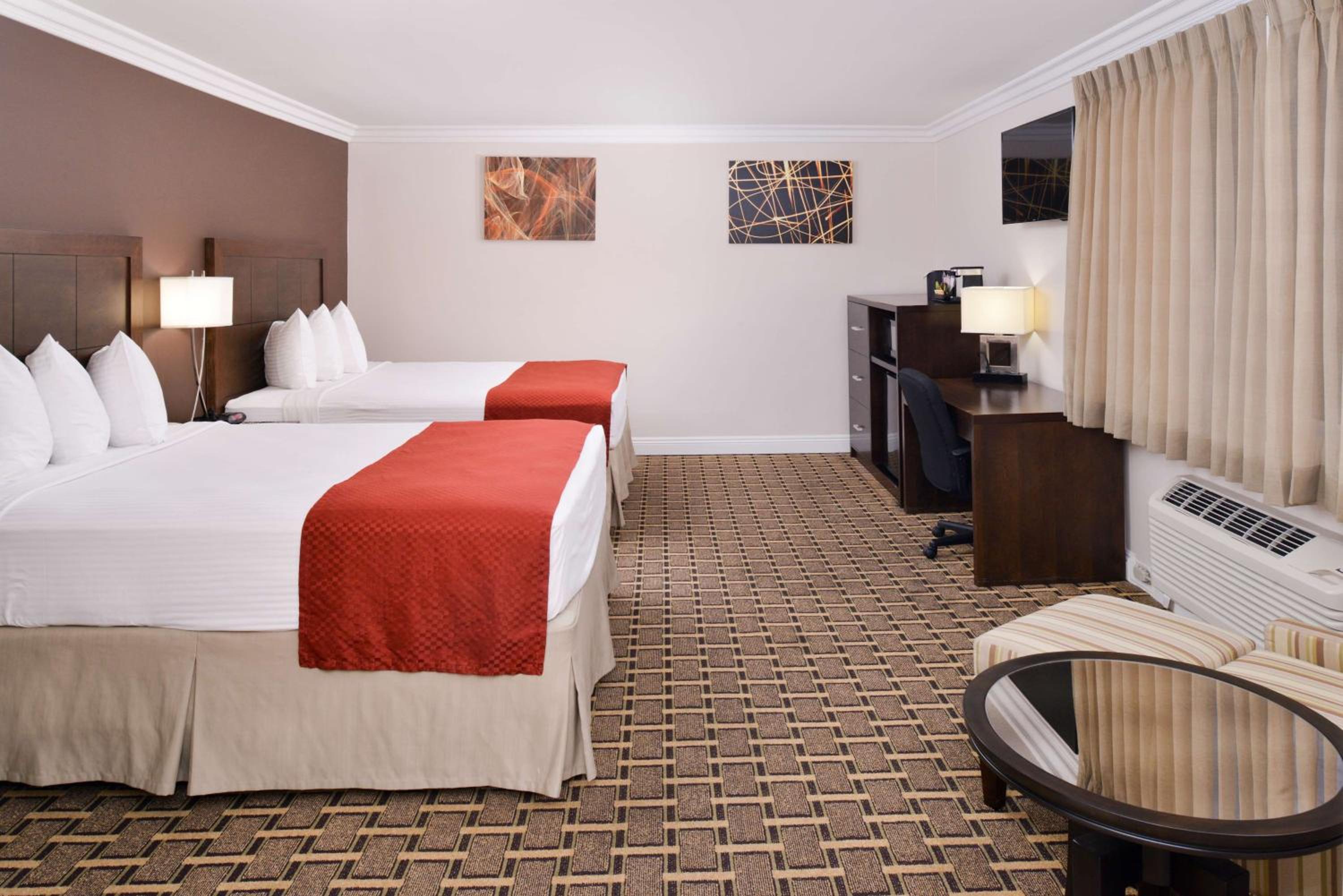 Queen Room with Two Queen Beds - Non-Smoking