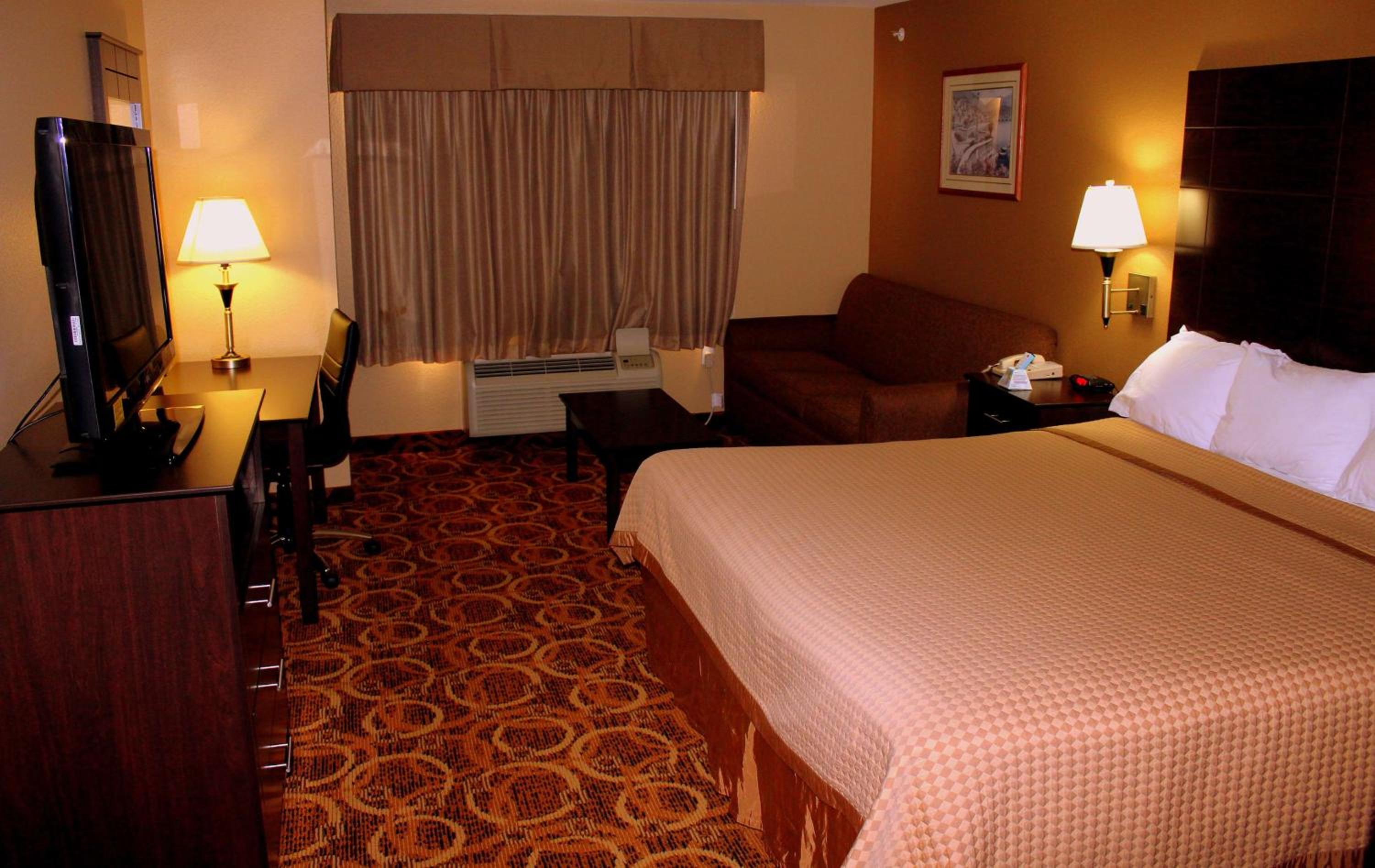 King Room - Non-Smoking - Photo 1
