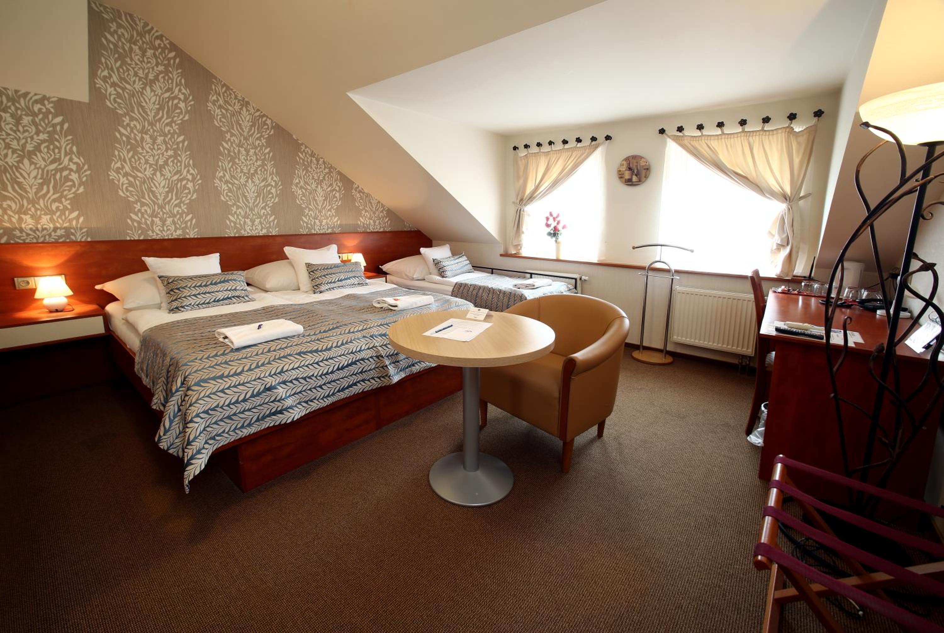 Triple Room - Photo 10