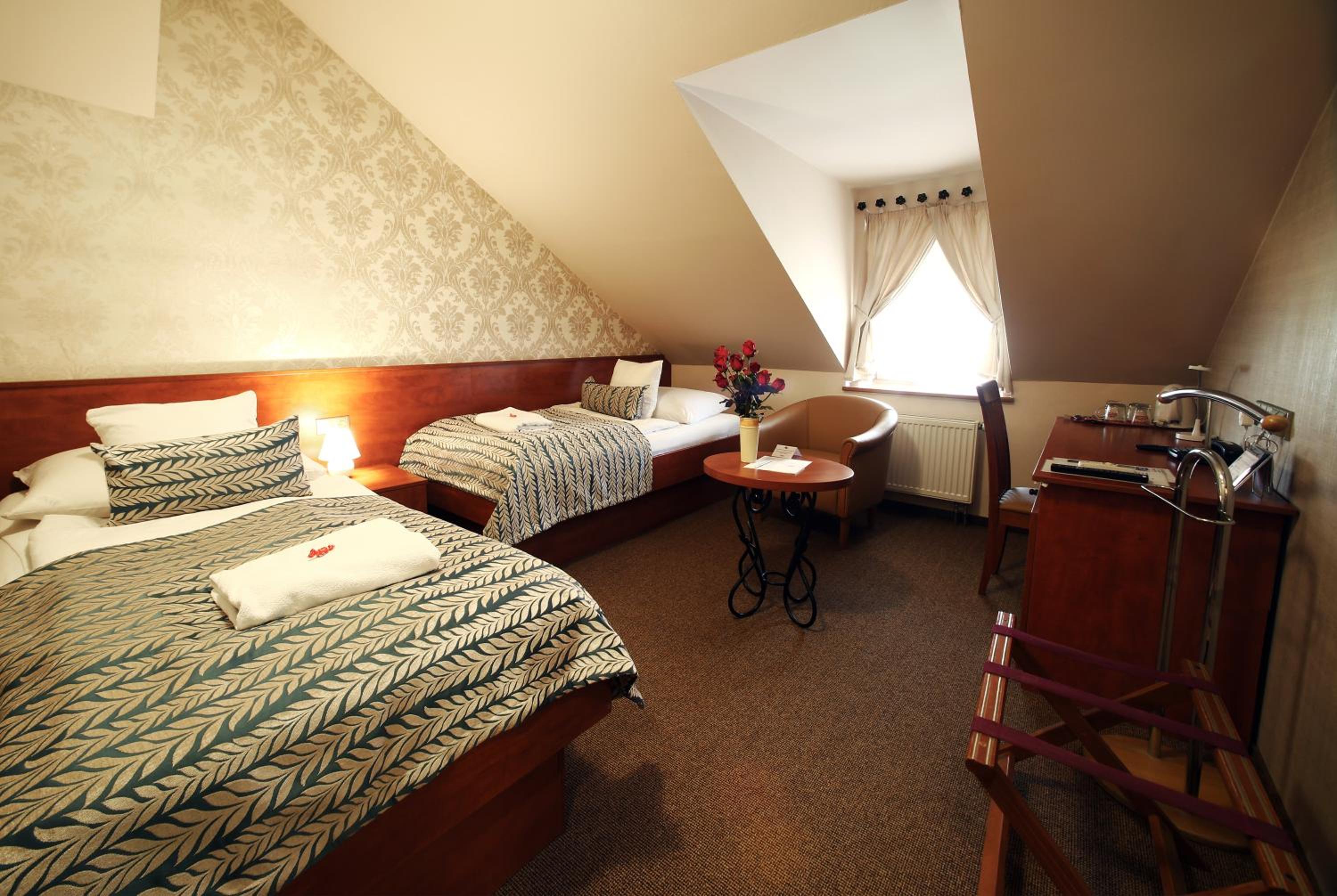 Double or Twin Room - Photo 17