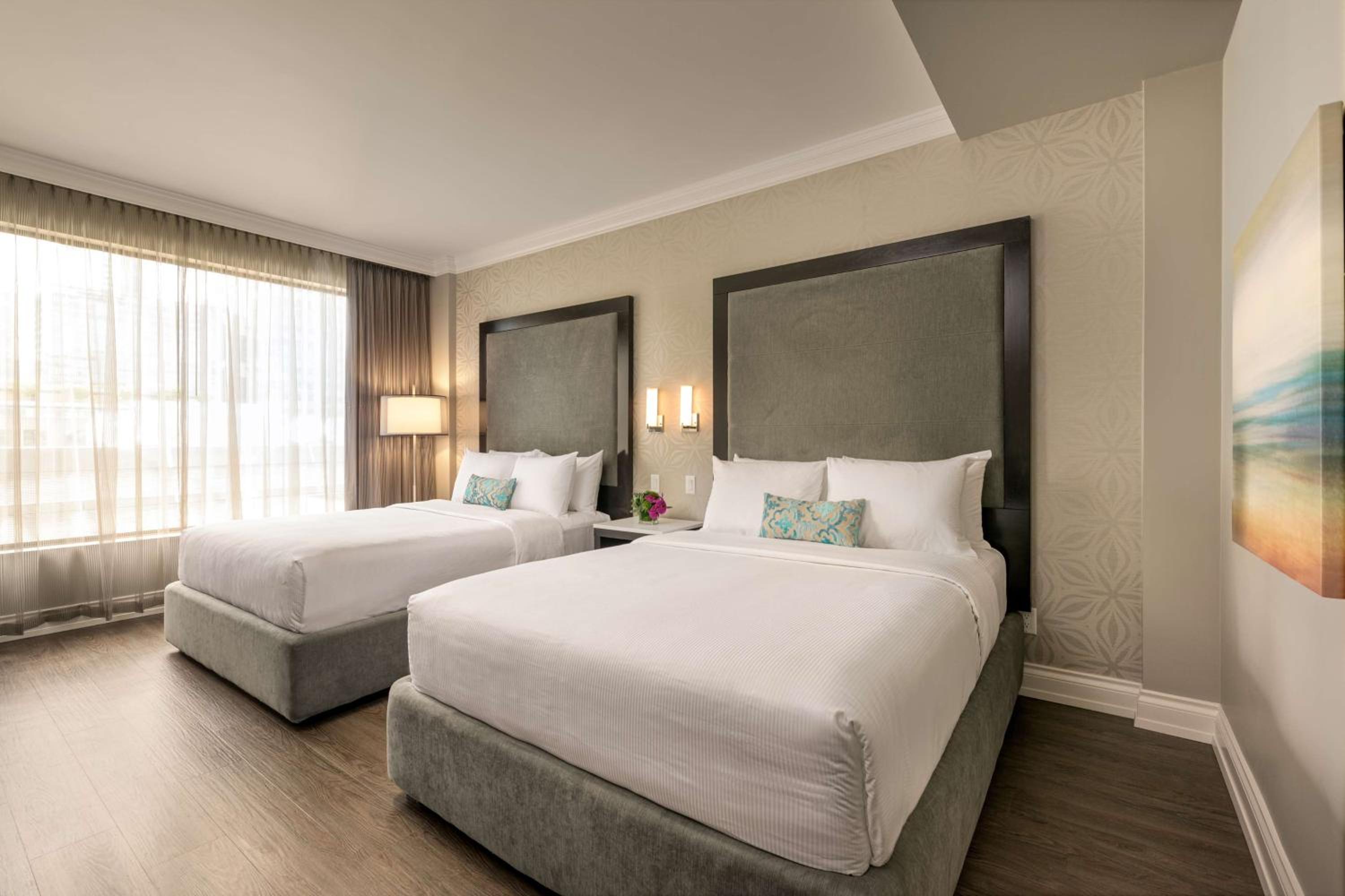 Bed & Sleeping Area