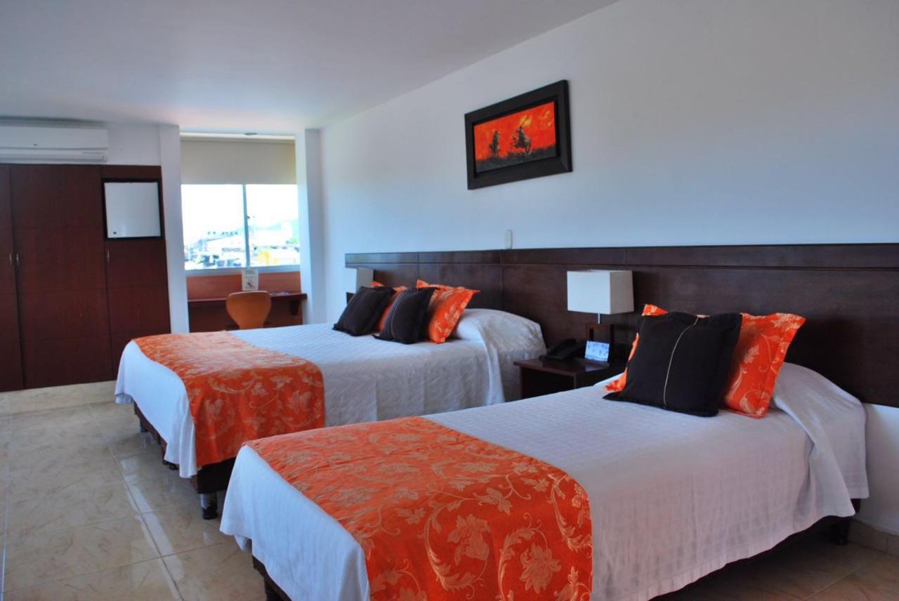 Deluxe King Room photo 2