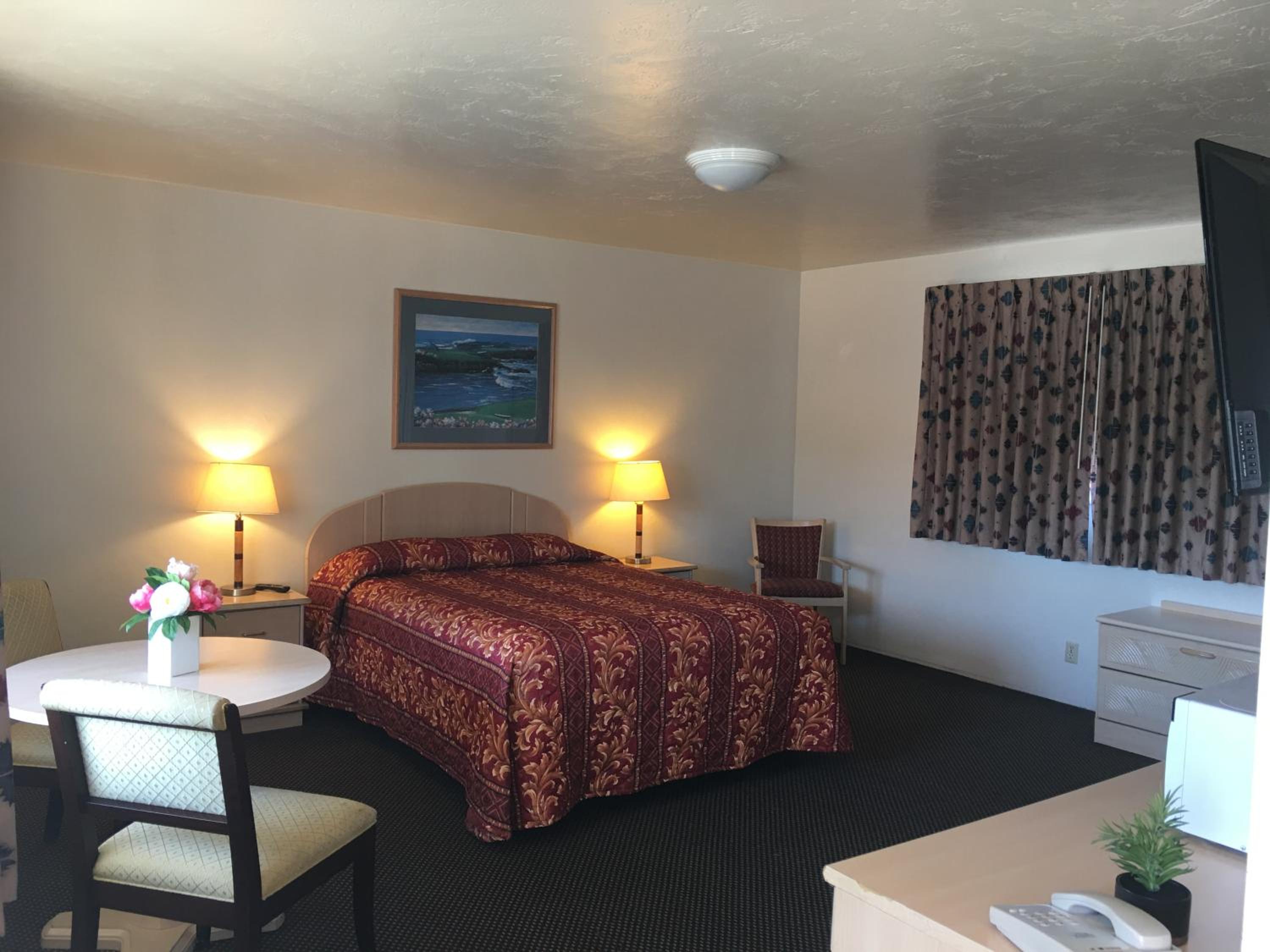 Standard Queen Room - Photo 1