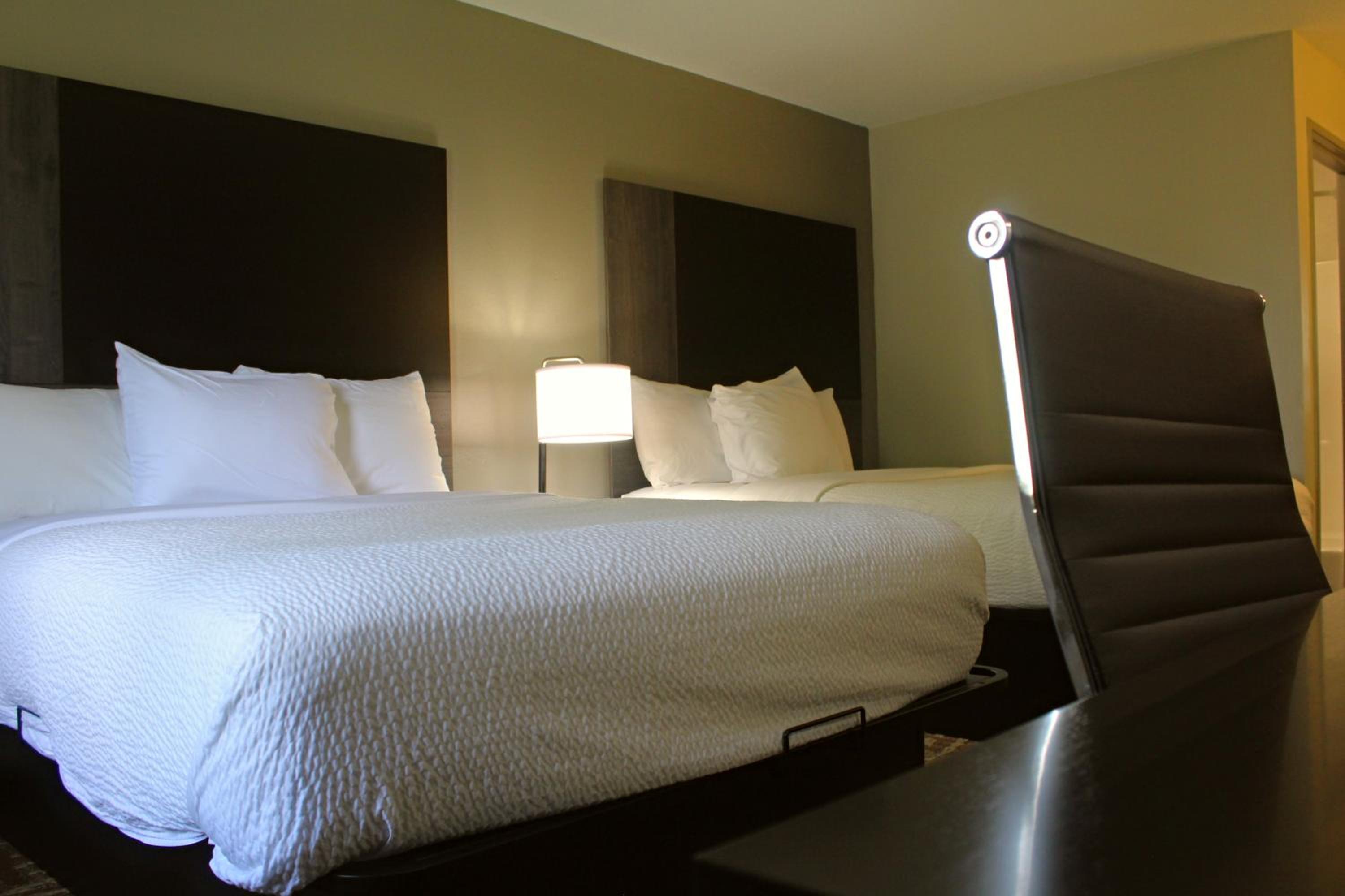 Queen Room with Two Queen Beds - Non-Smoking