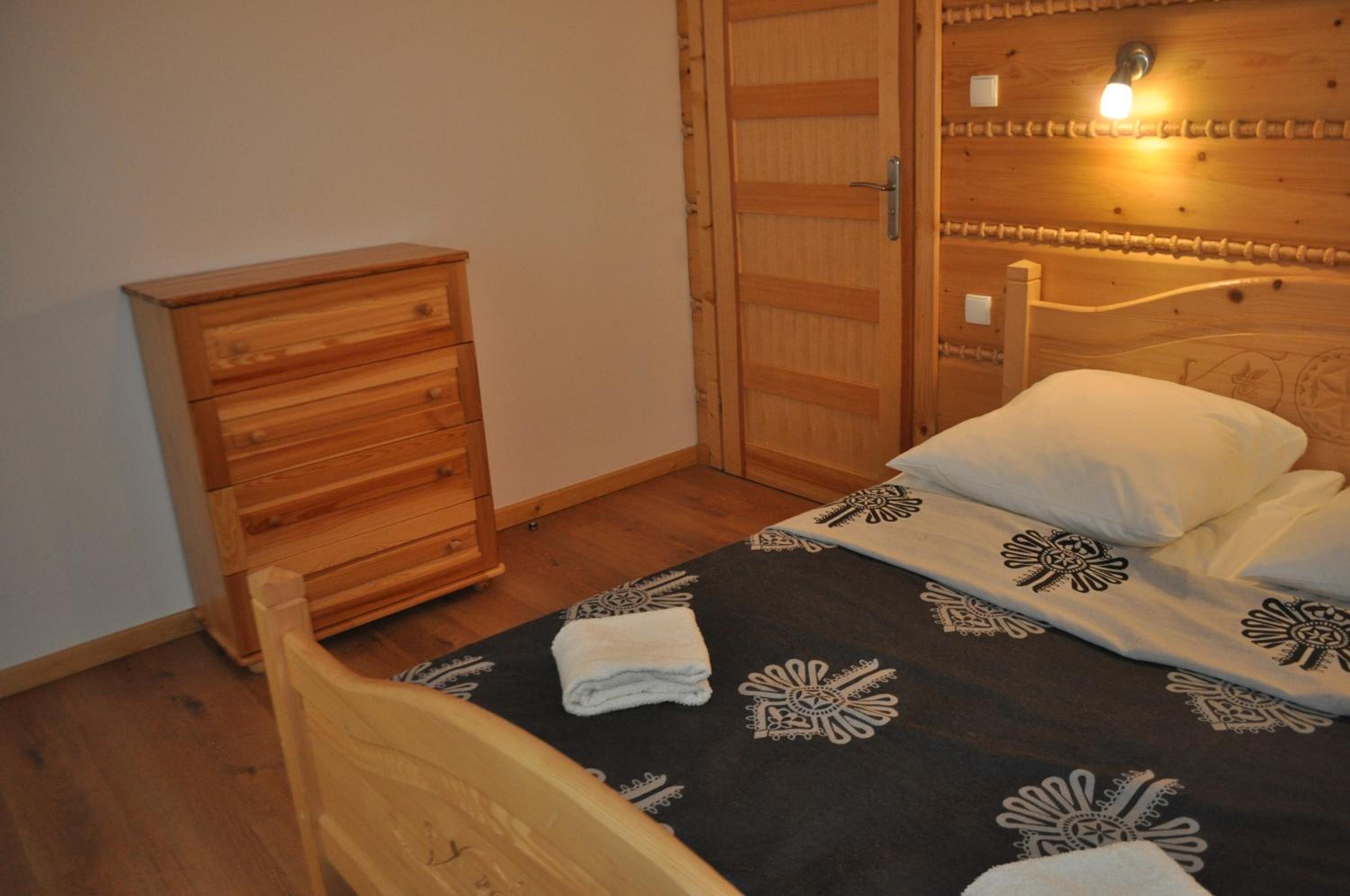 Two-Bedroom Apartment with Balcony photo 3