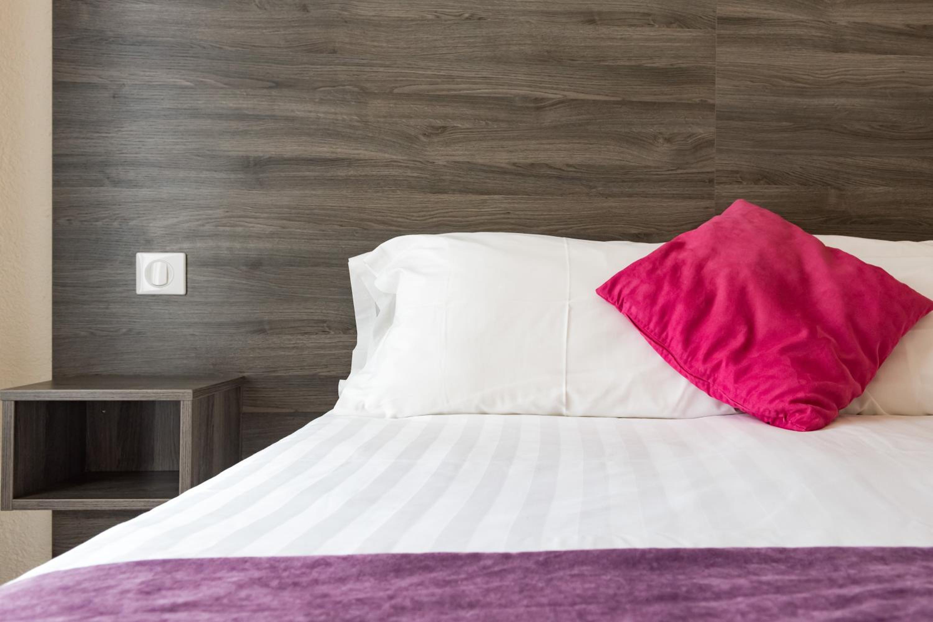 Double Room - Photo 3