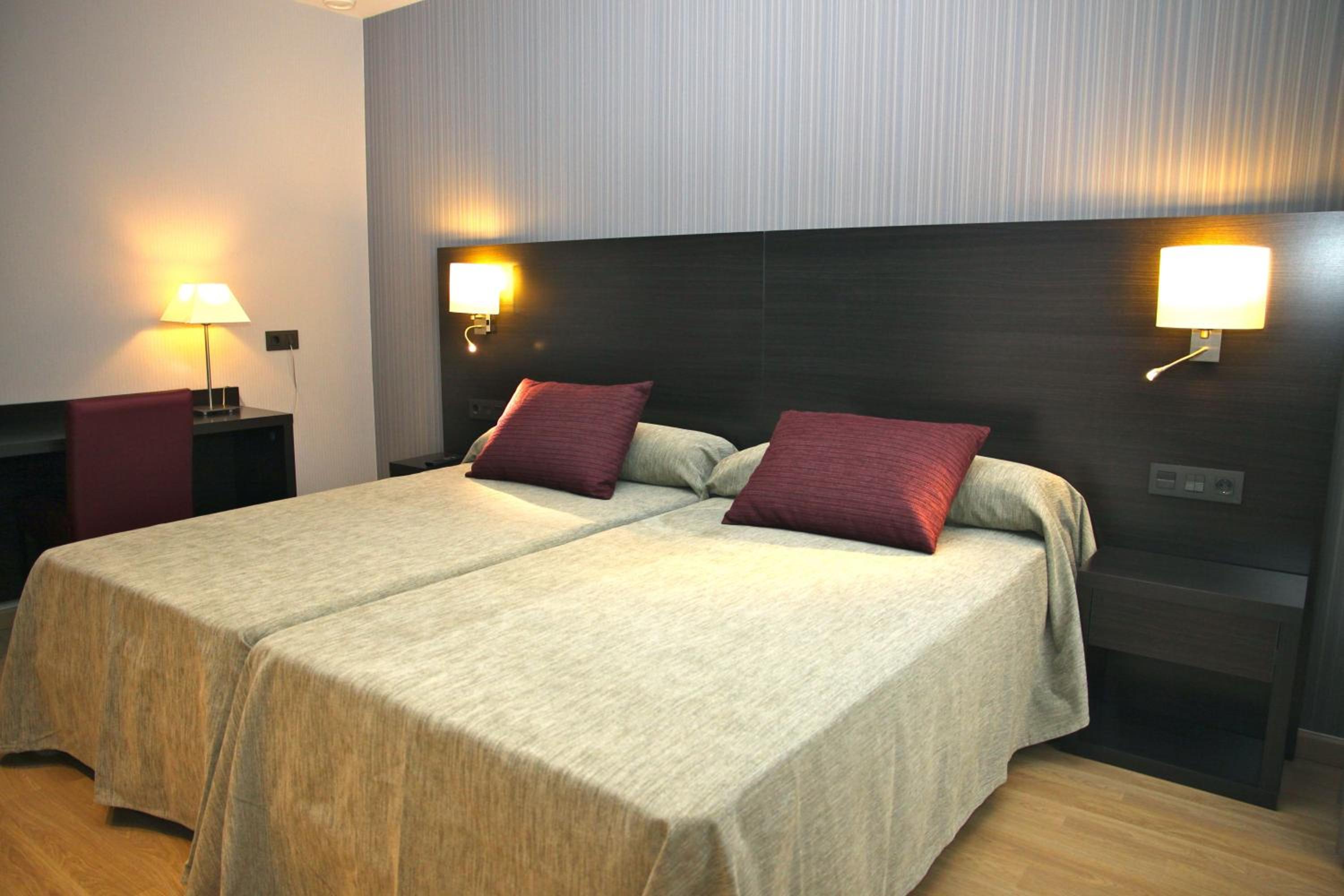 Comfort Twin Room photo 3