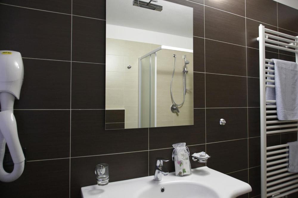 Studio Apartment photo 2