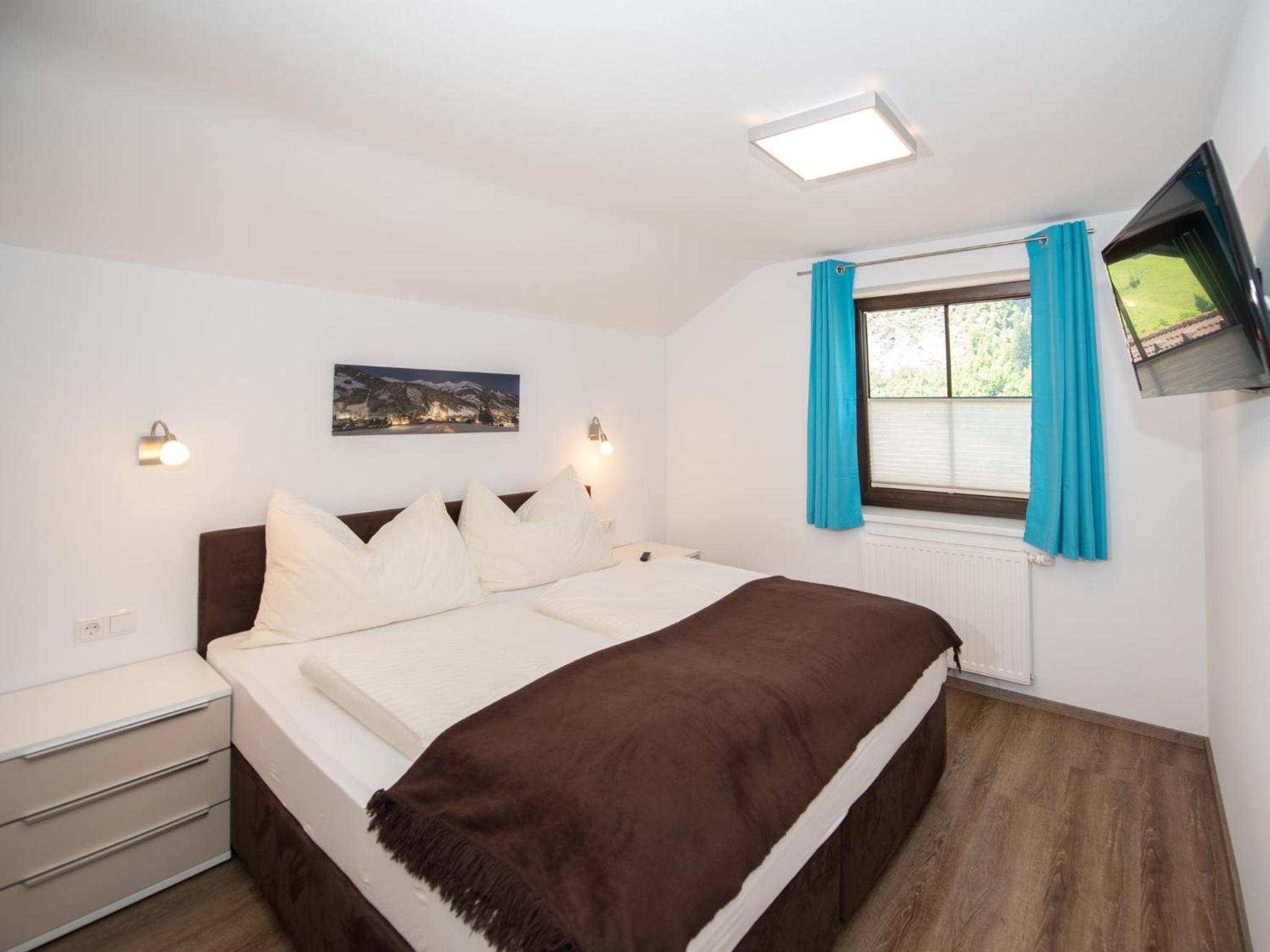 Apartment with Mountain View - Photo 6