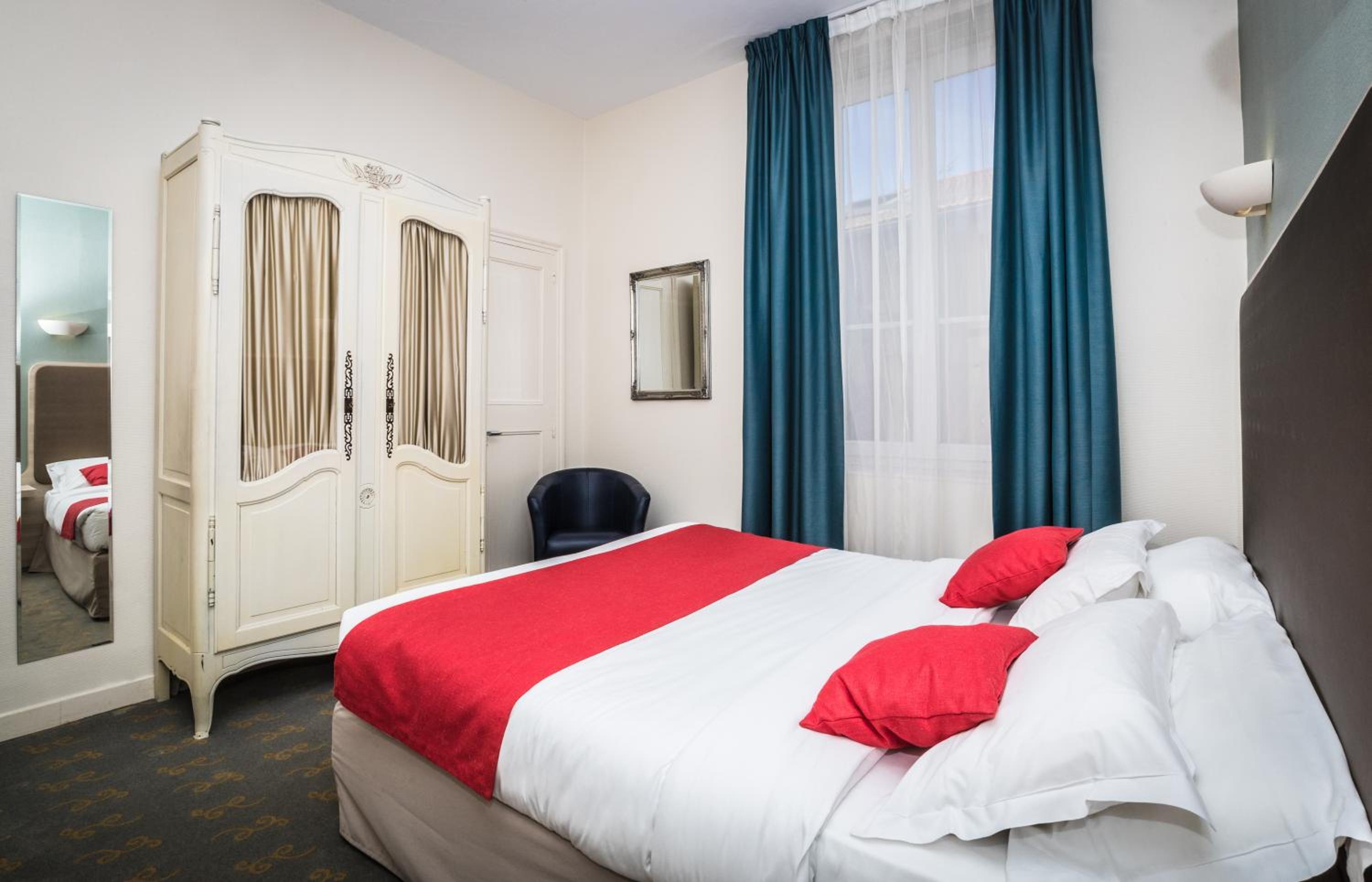 Superior Queen Room - Photo 4