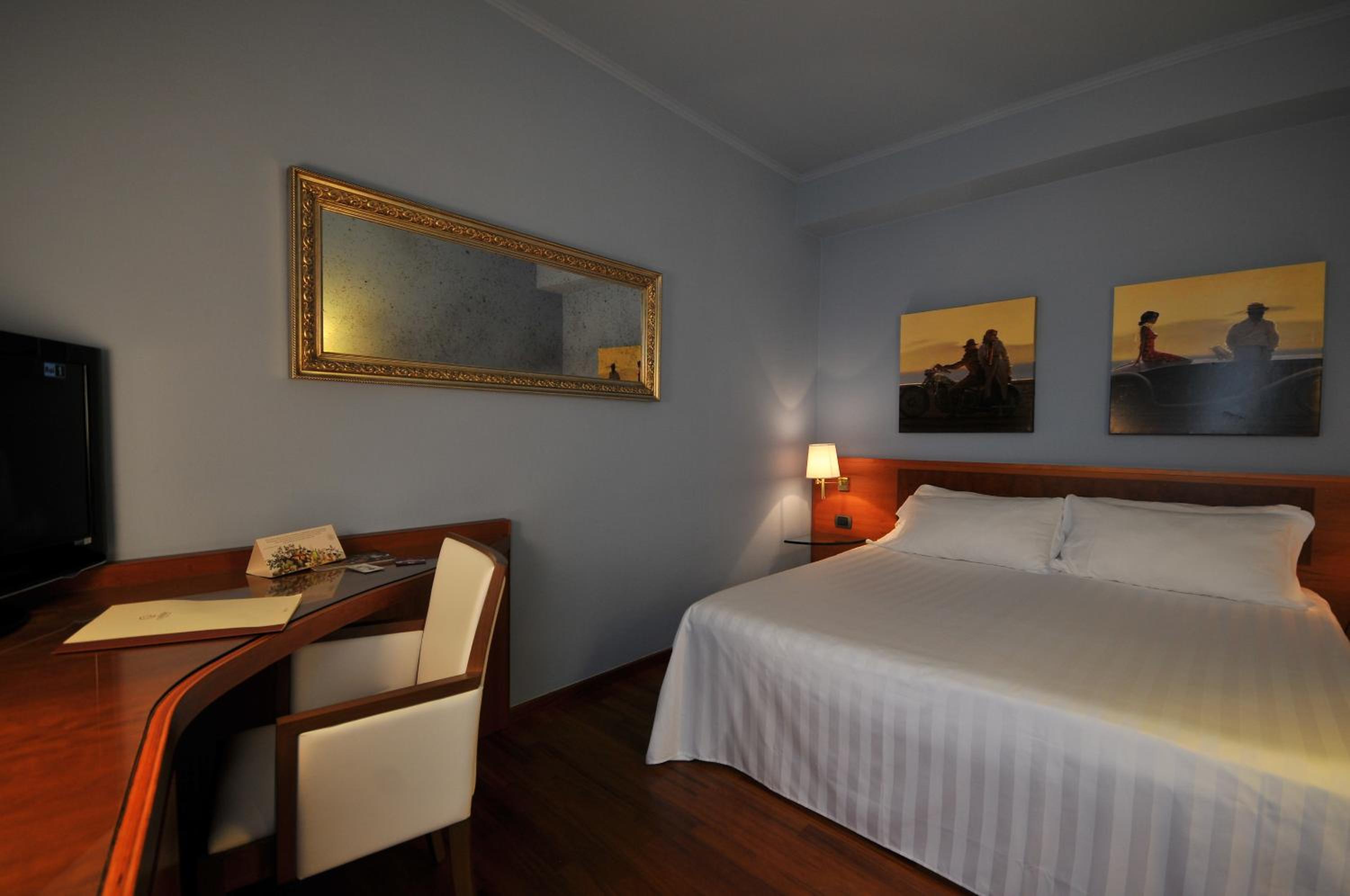 Classic Double Room - Photo 6
