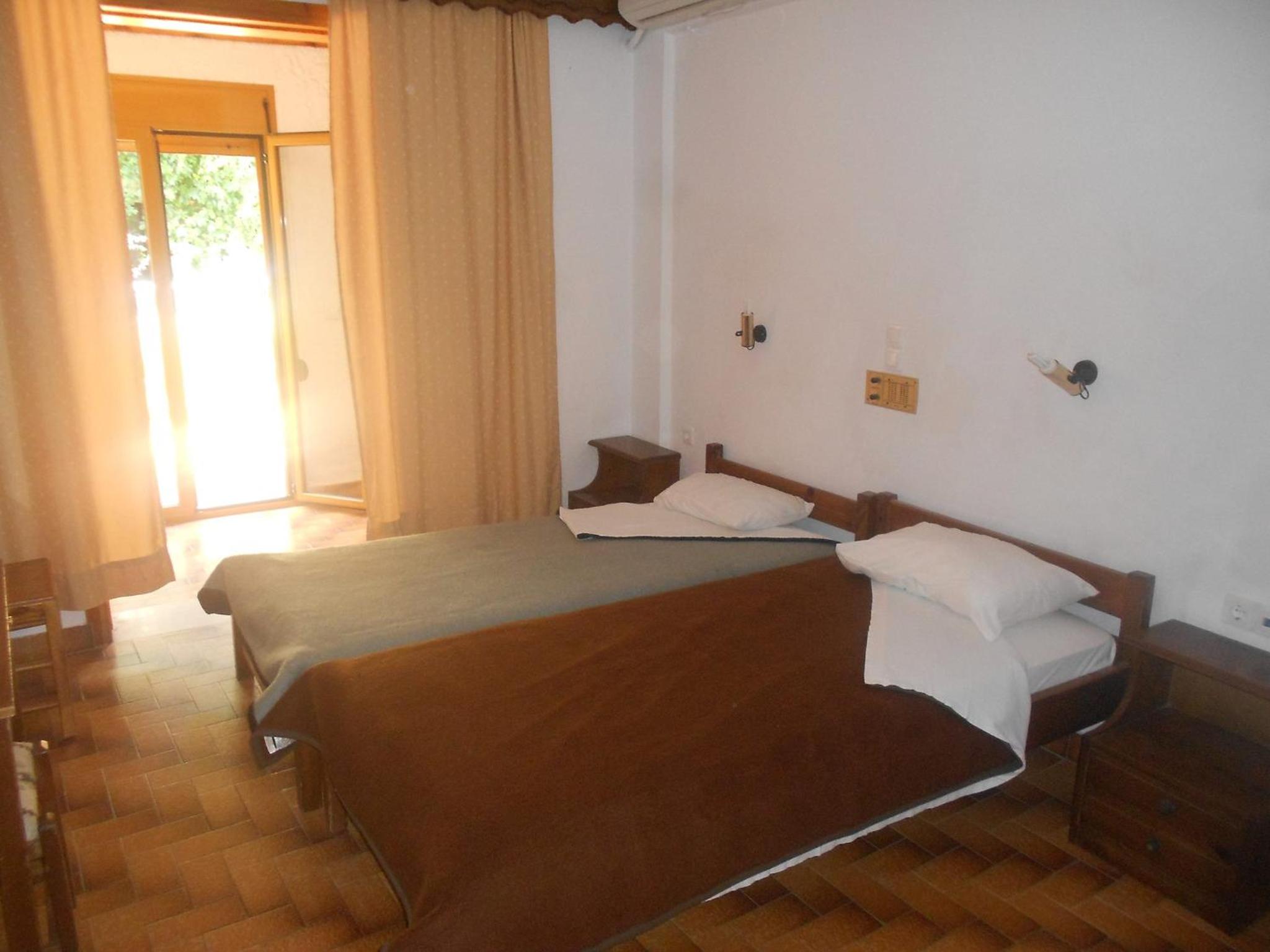Studio with Sea View (2 Adults)