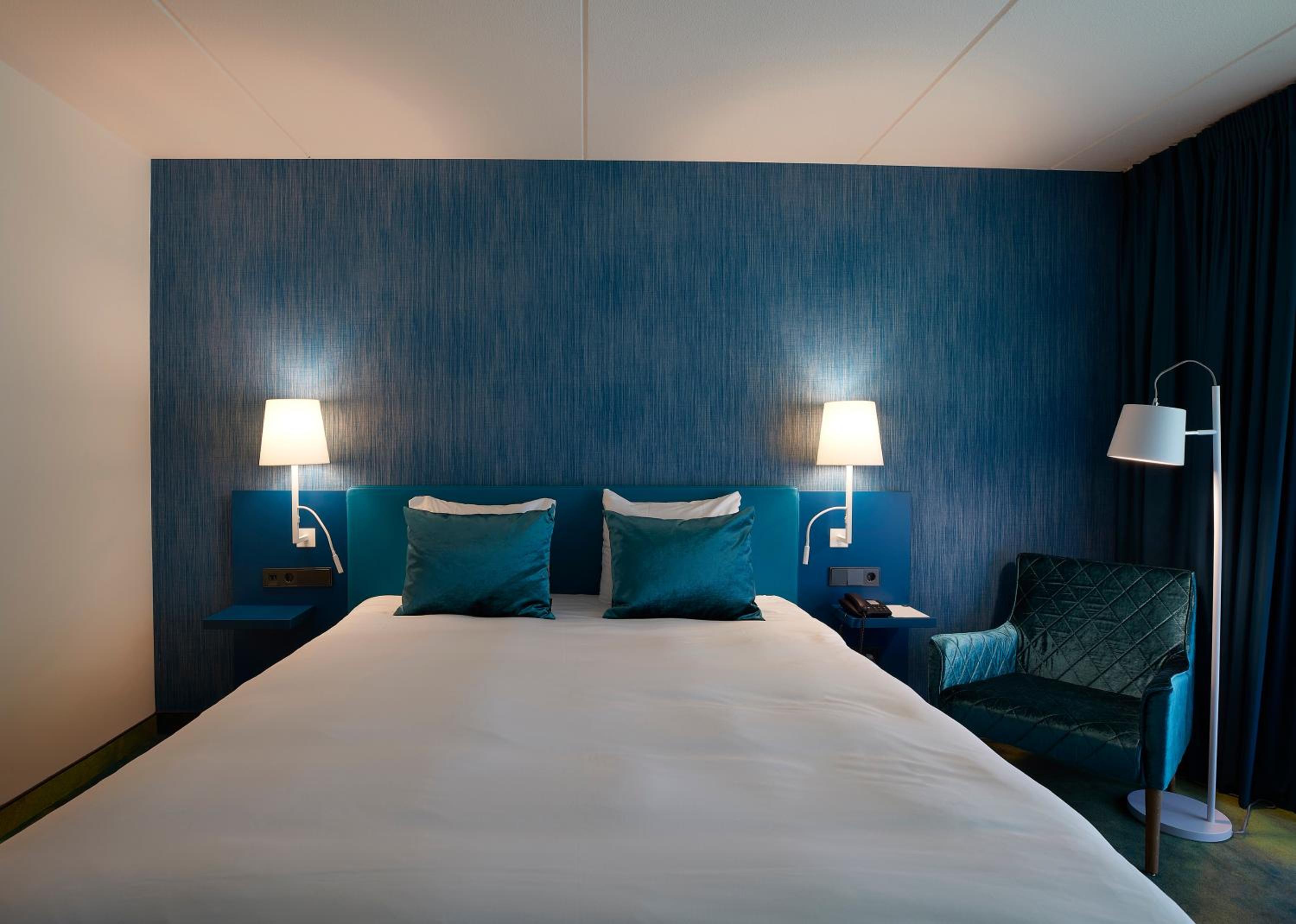 Deluxe Double Room - Photo 8
