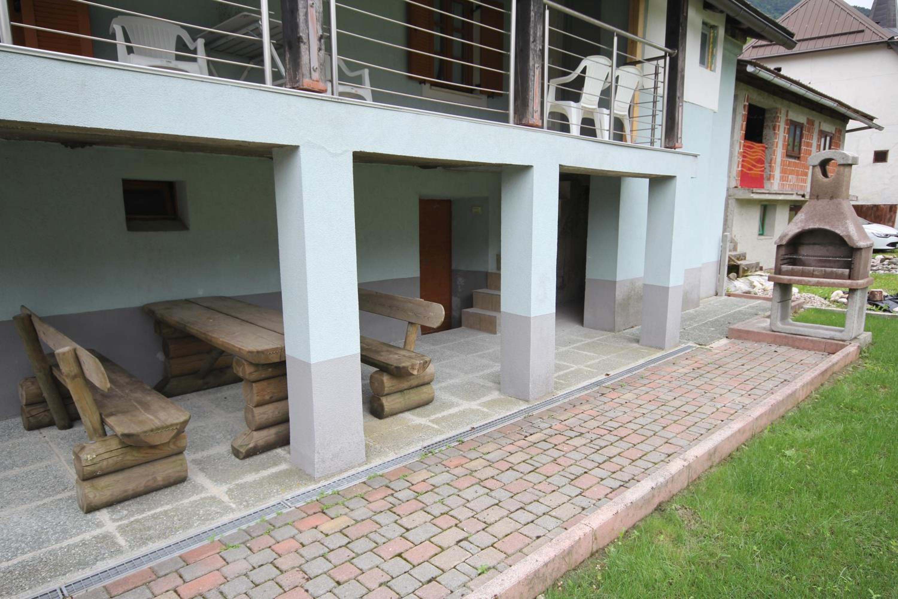 Two-Bedroom House - Photo 22