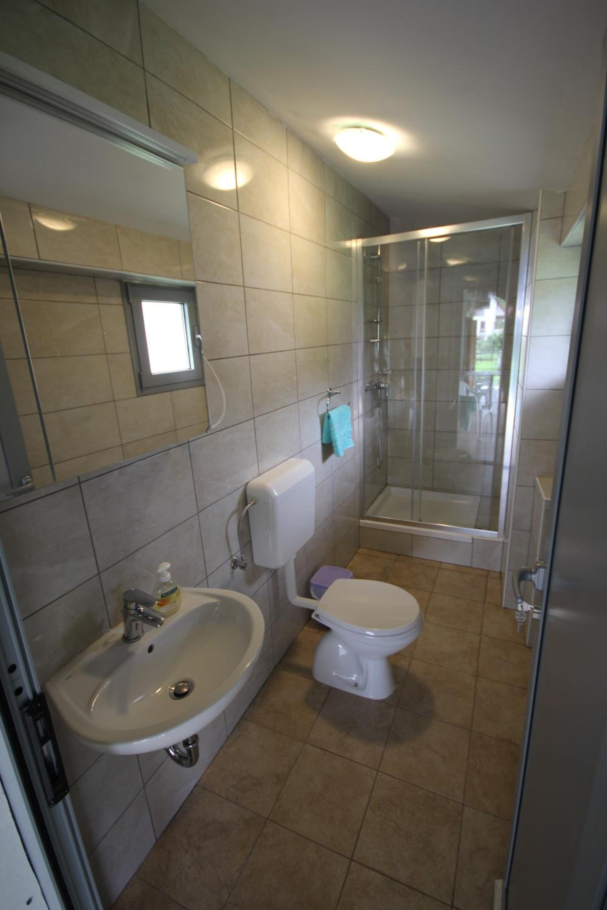Two-Bedroom House - Photo 23