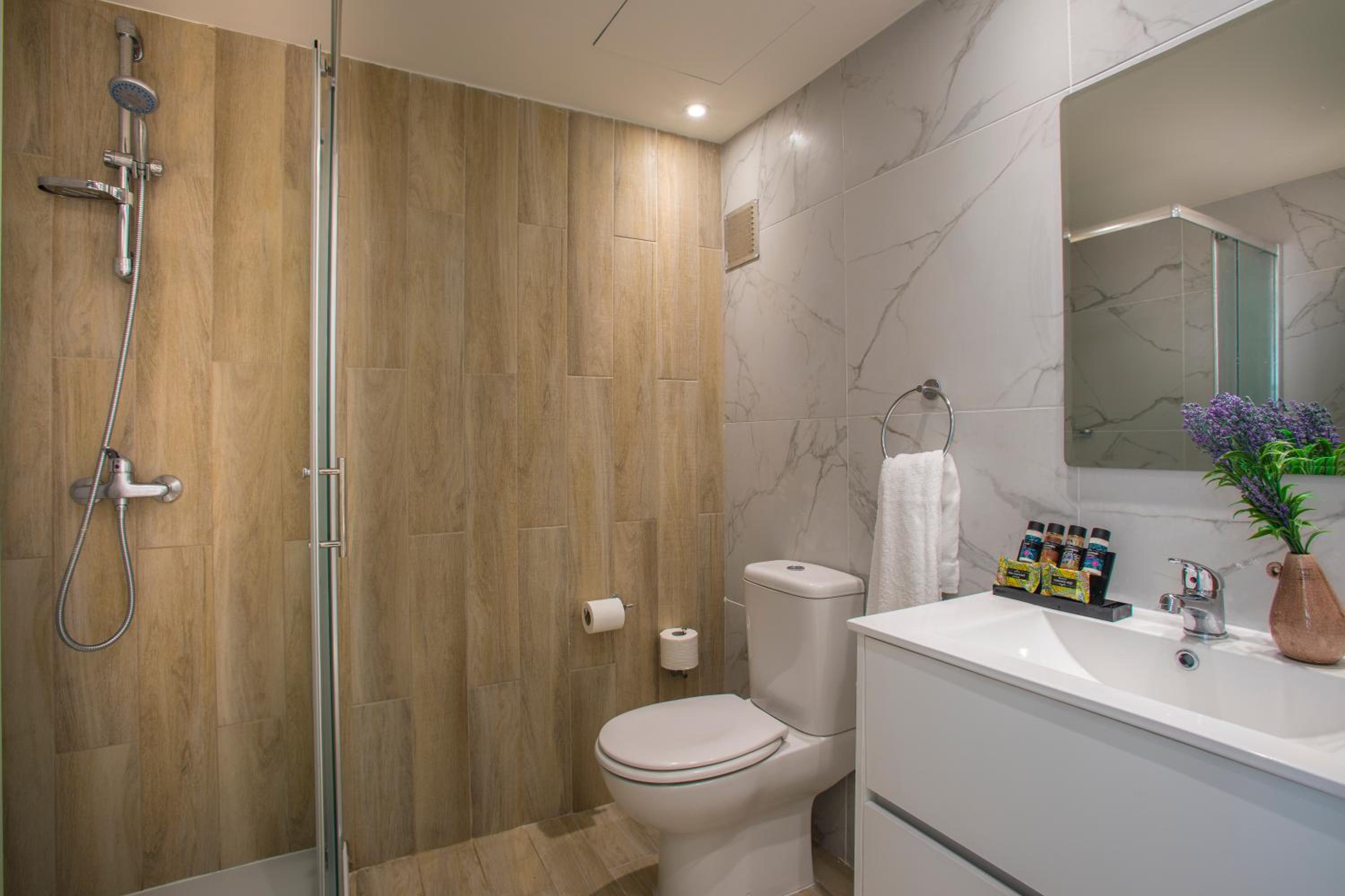 One Bedroom Suite Sea View