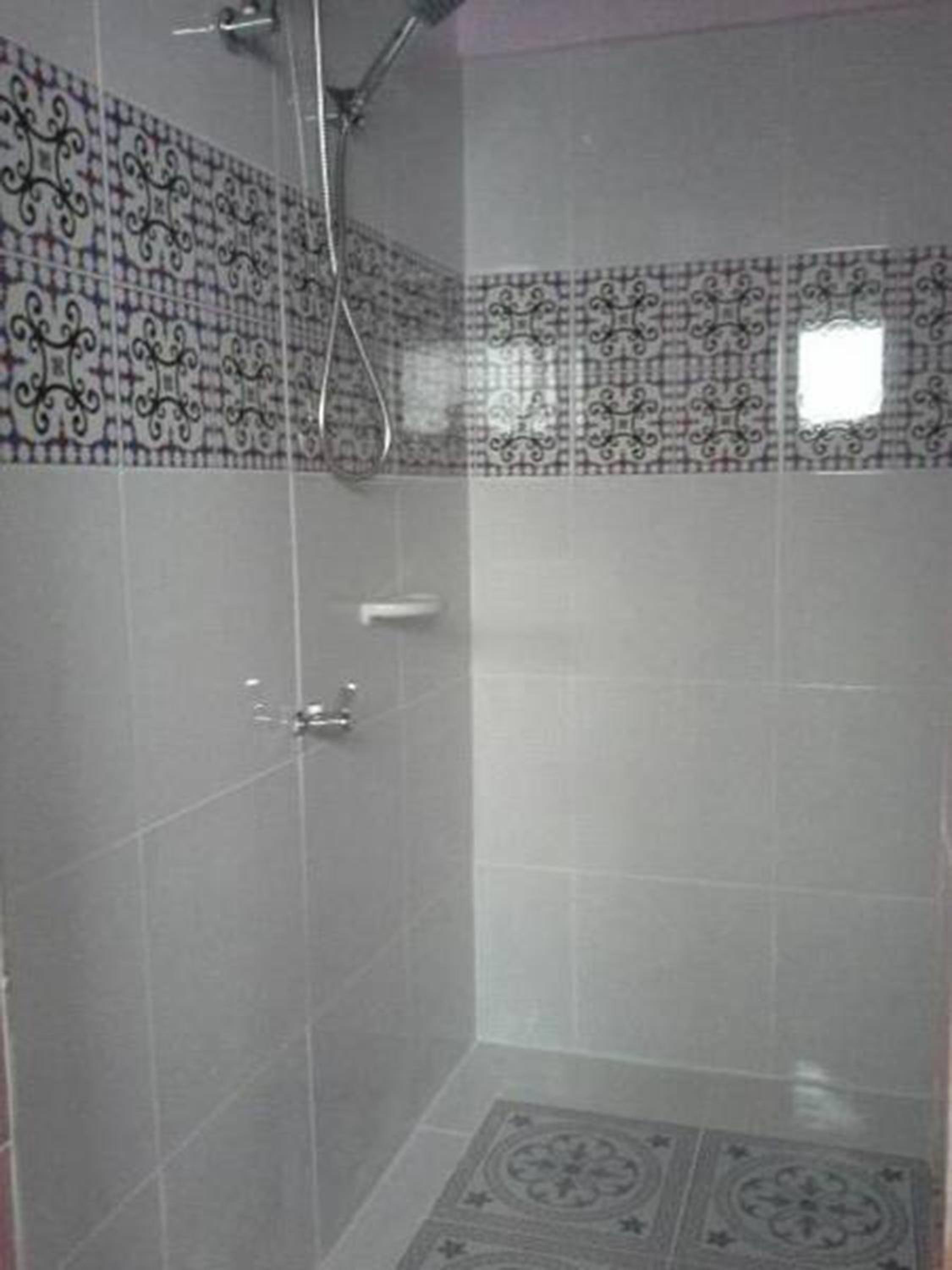 Deluxe Room - Photo 7