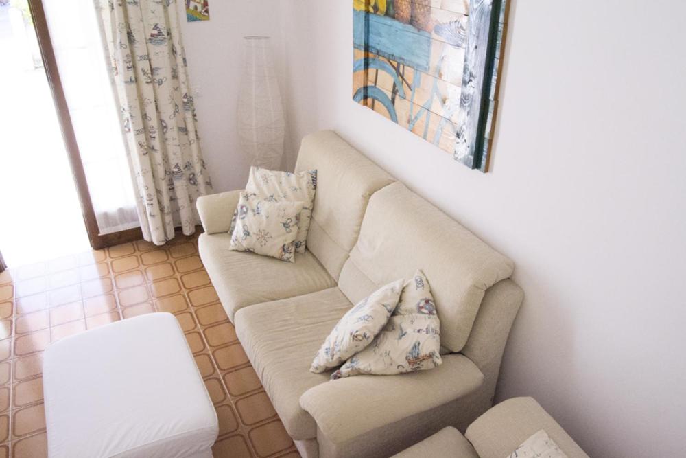 Three-Bedroom Villa photo 2