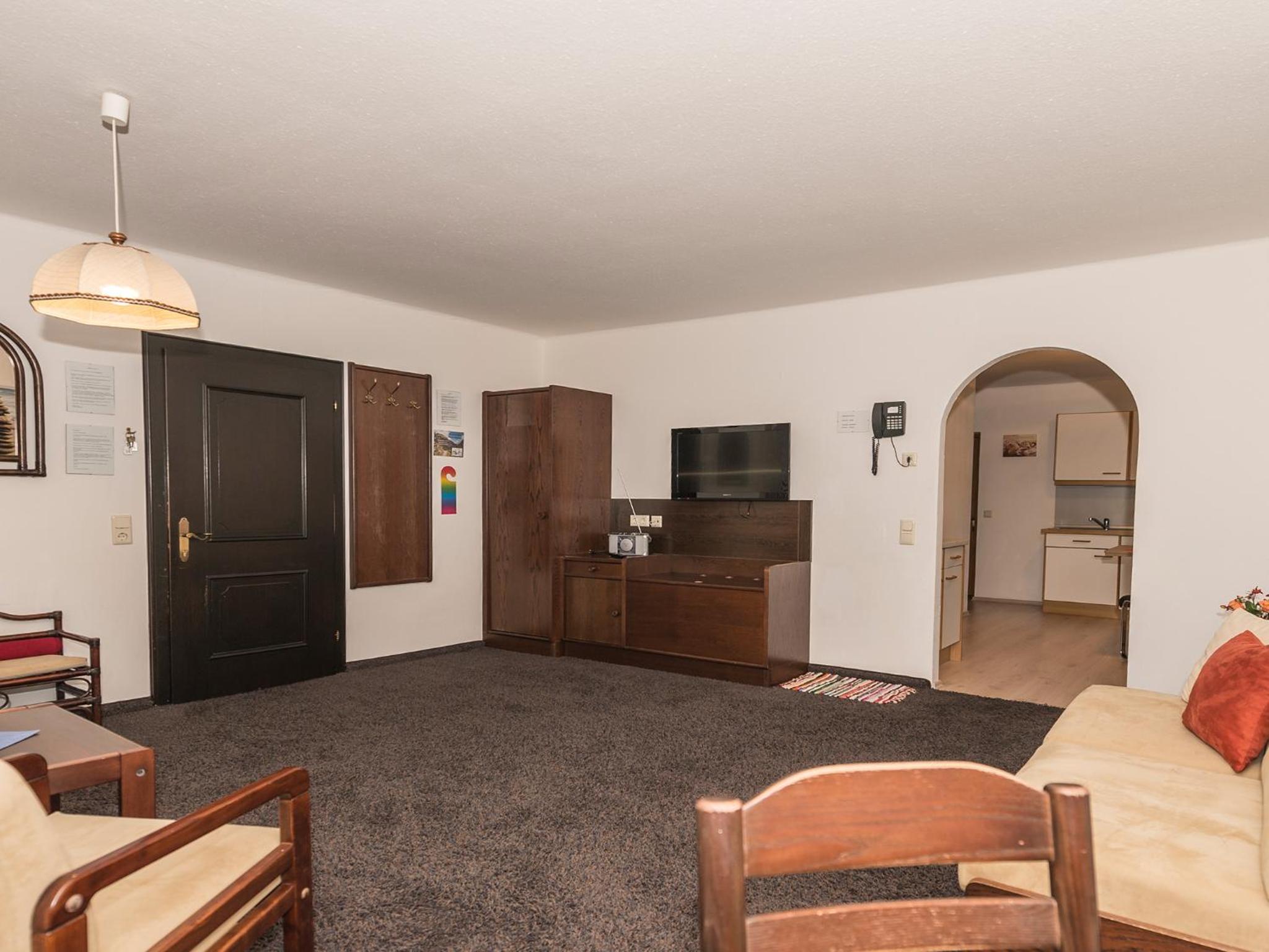 Two-Bedroom Apartment with Balcony - Photo 4