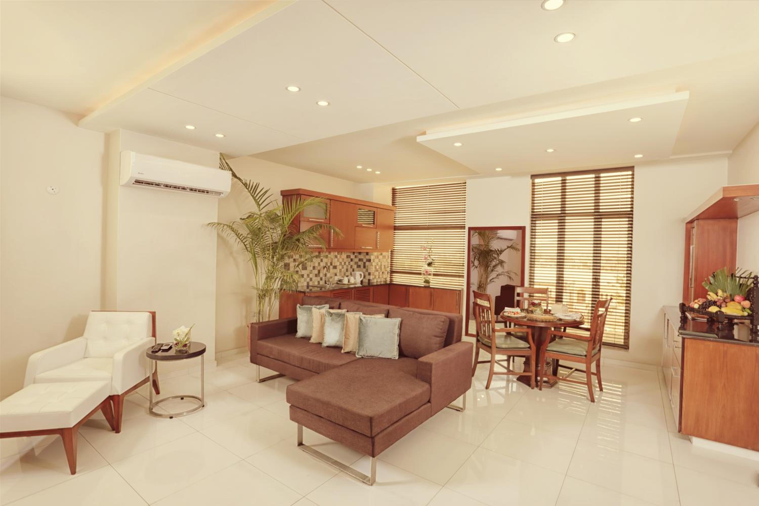 Deluxe Suite