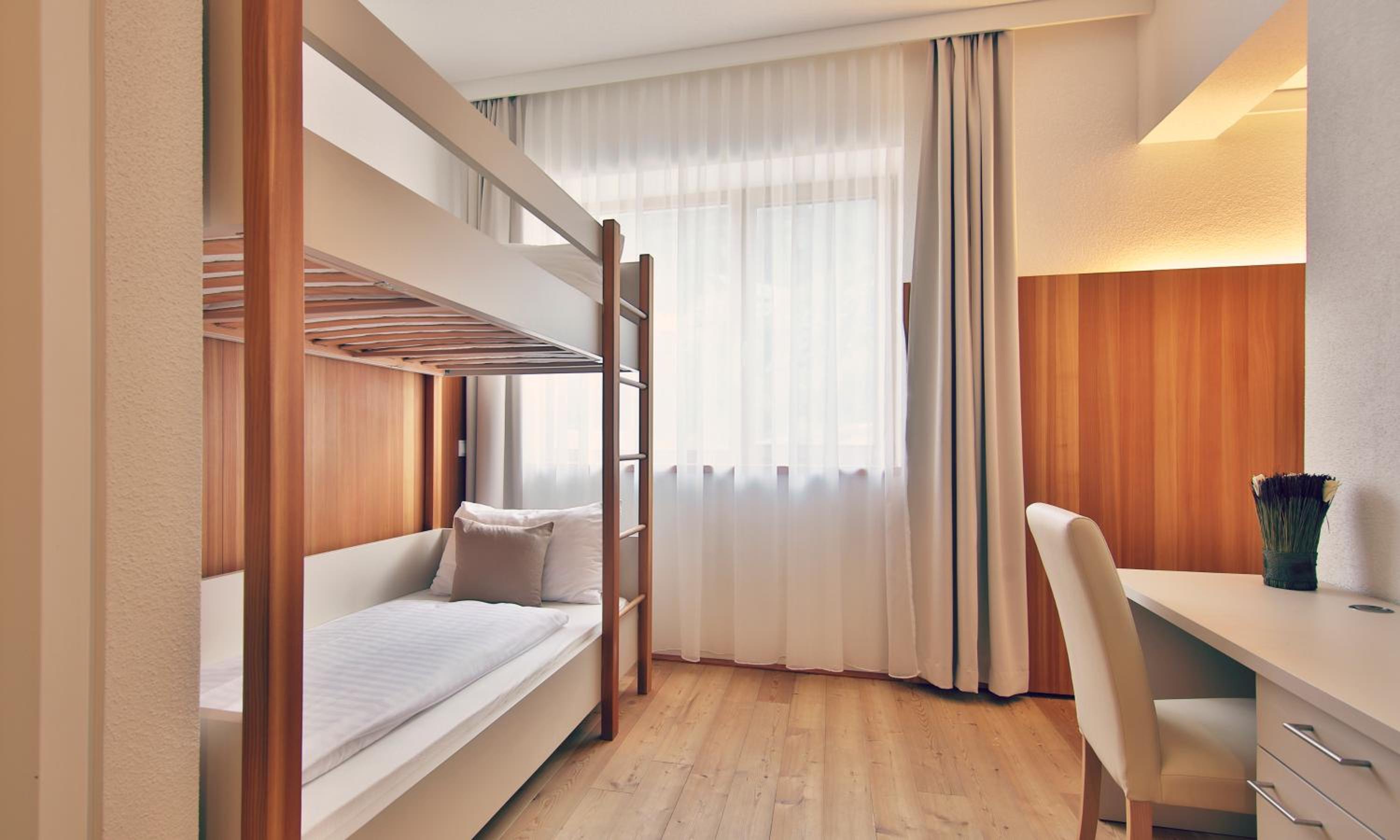Superior Quadruple Room with Double and Bunk Bed photo 2