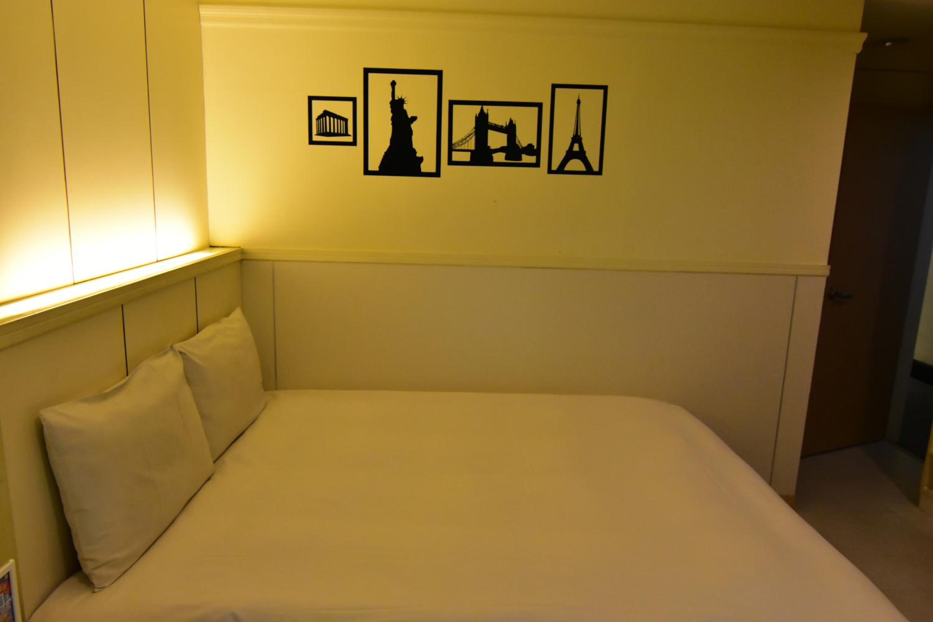 Economy Double Room