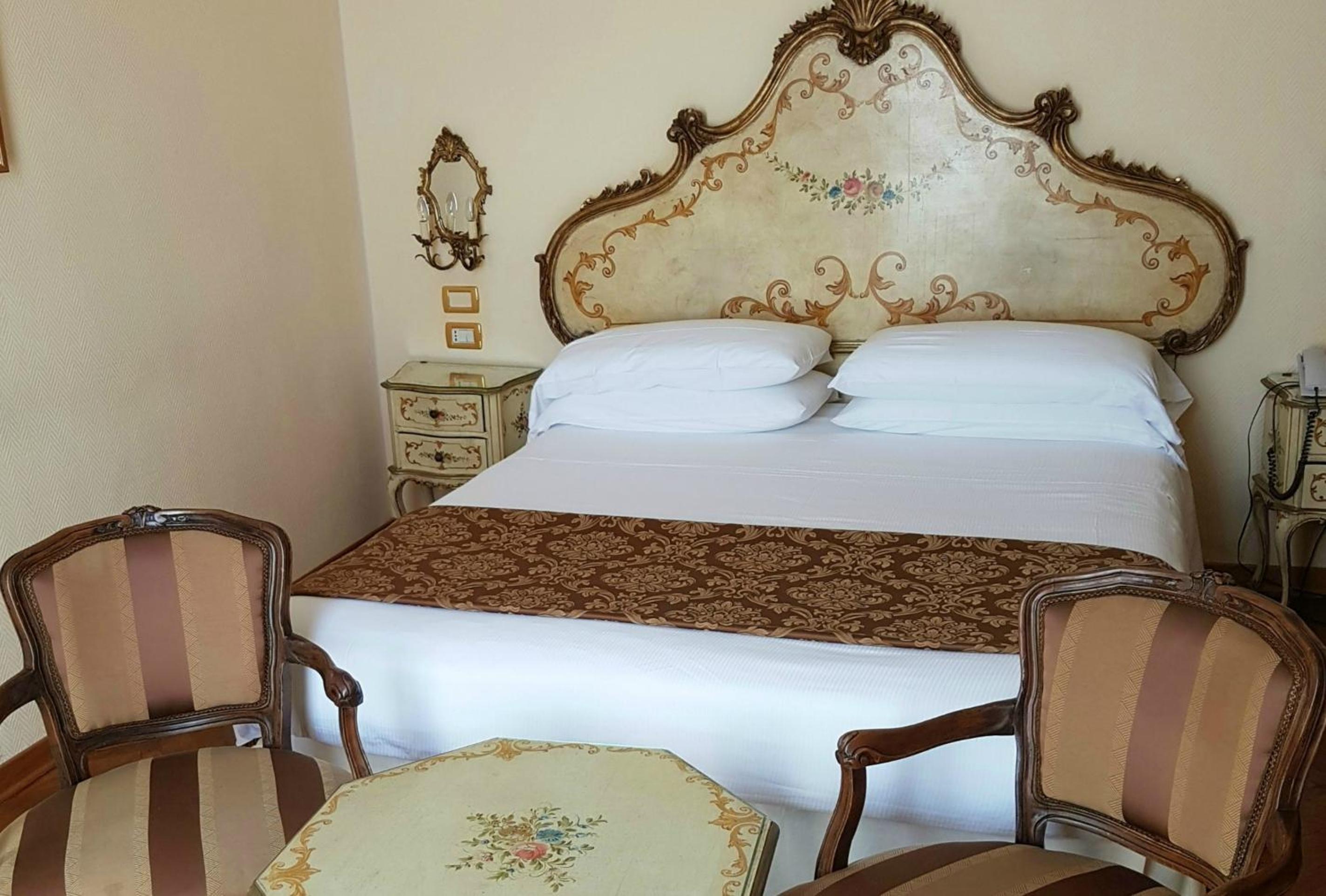 Classic Triple Room
