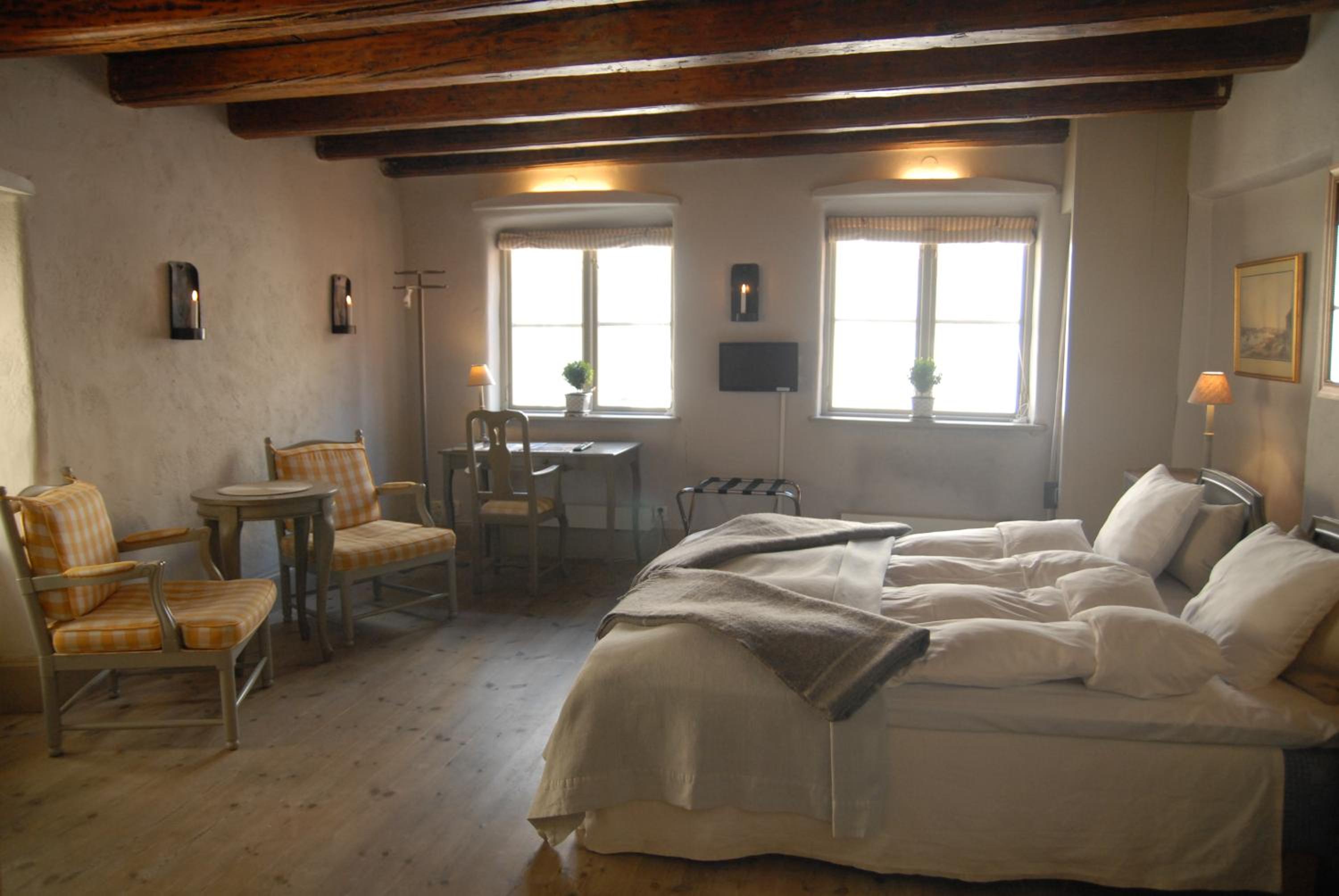 Superior Double Room - Photo 8
