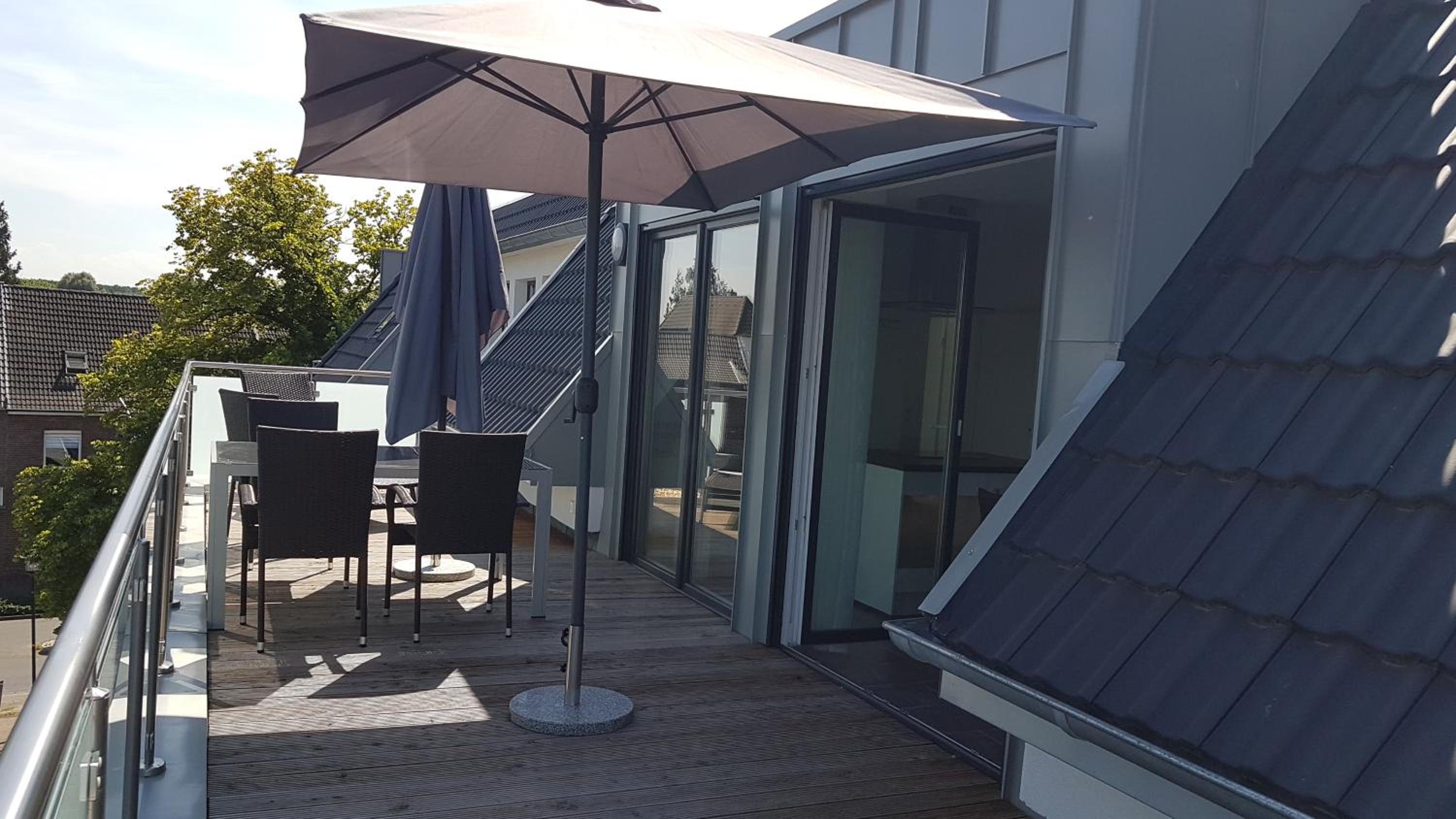 Penthouse Apartment - Photo 4