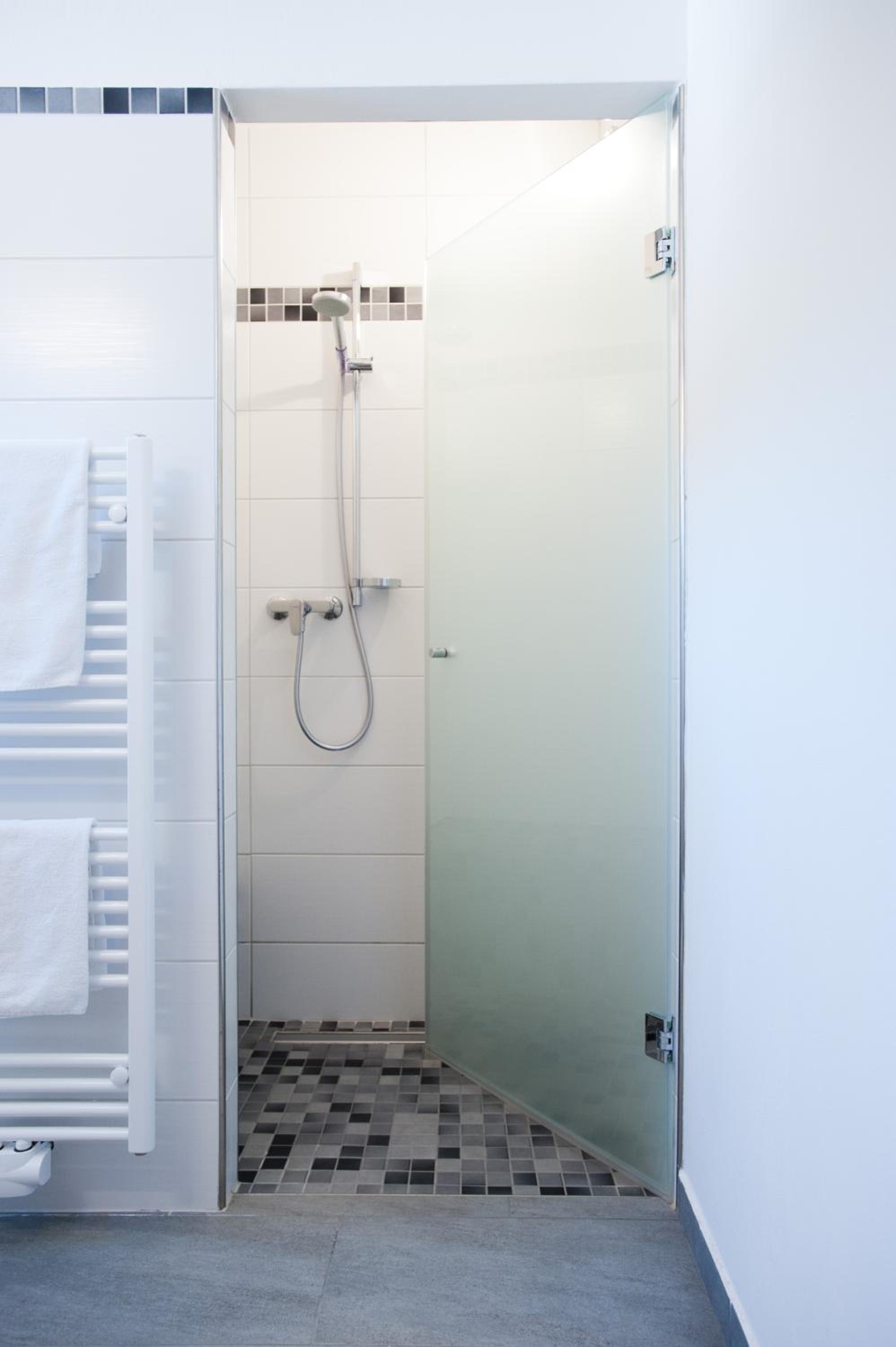 Business Double Room - Photo 4