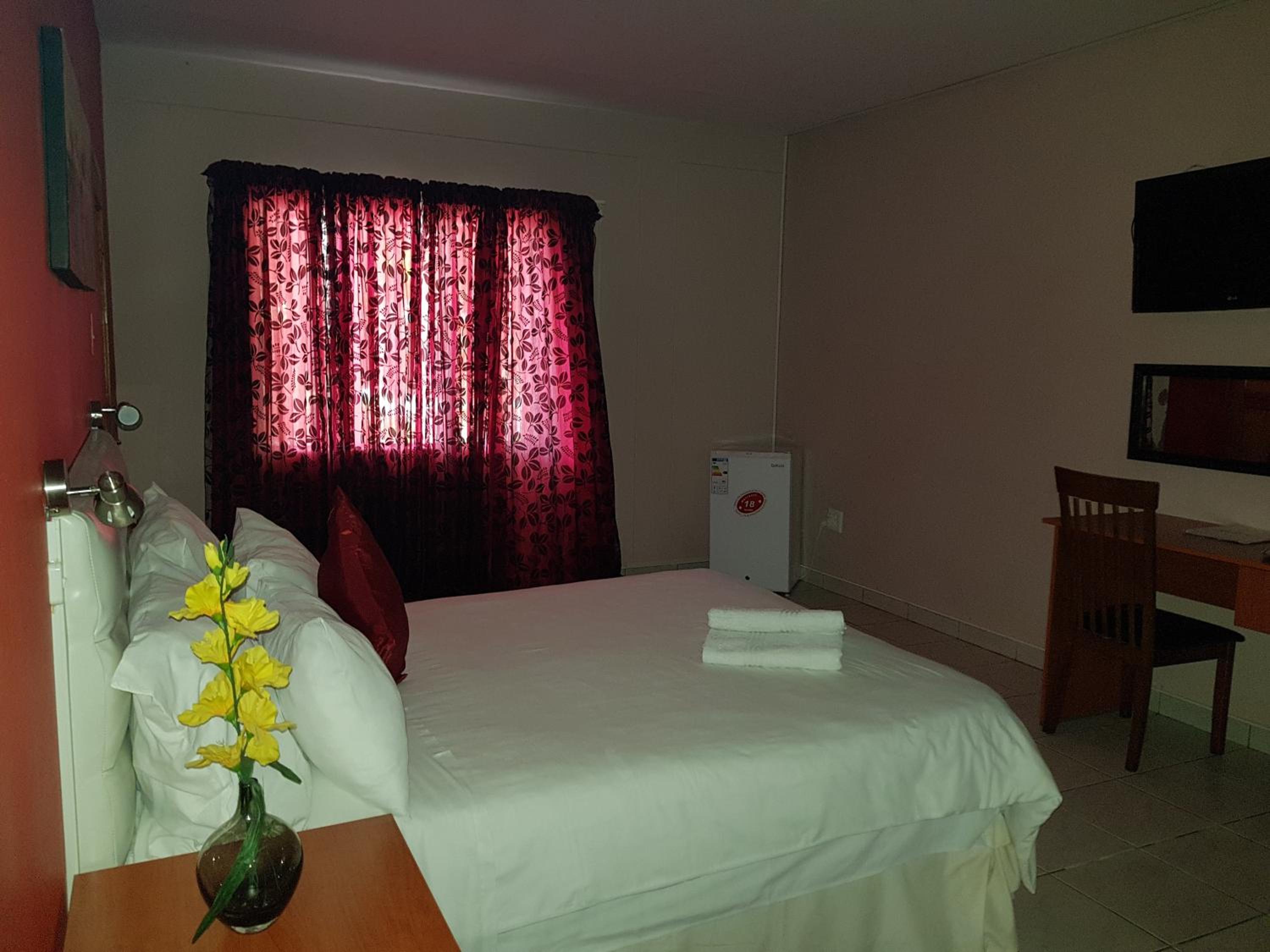 Double Room - Disability Access photo 1