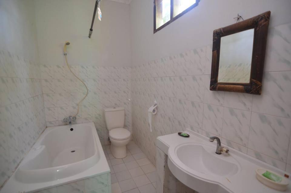 Standard Twin Room - Photo 5