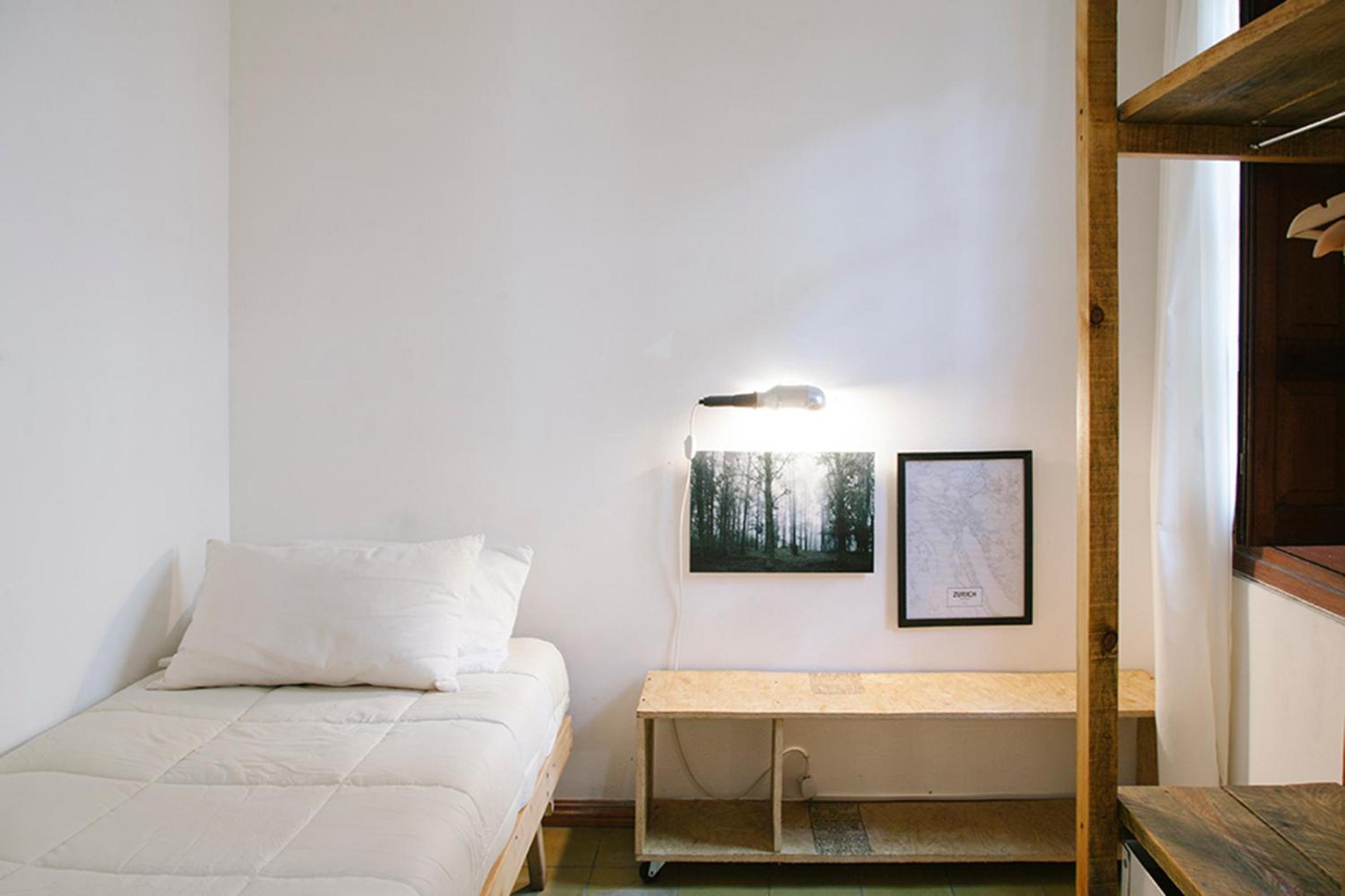 Single Room photo 1