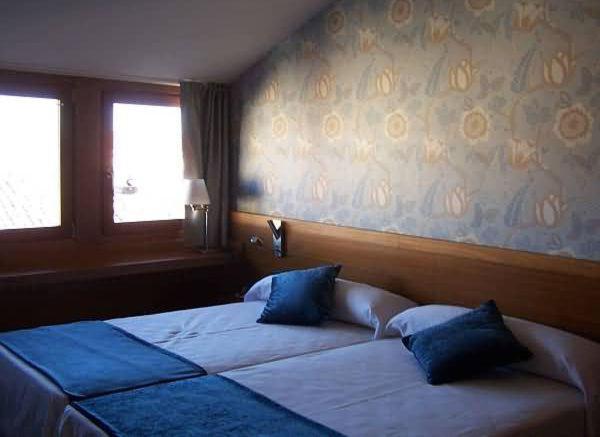 Double or Twin Room photo 3