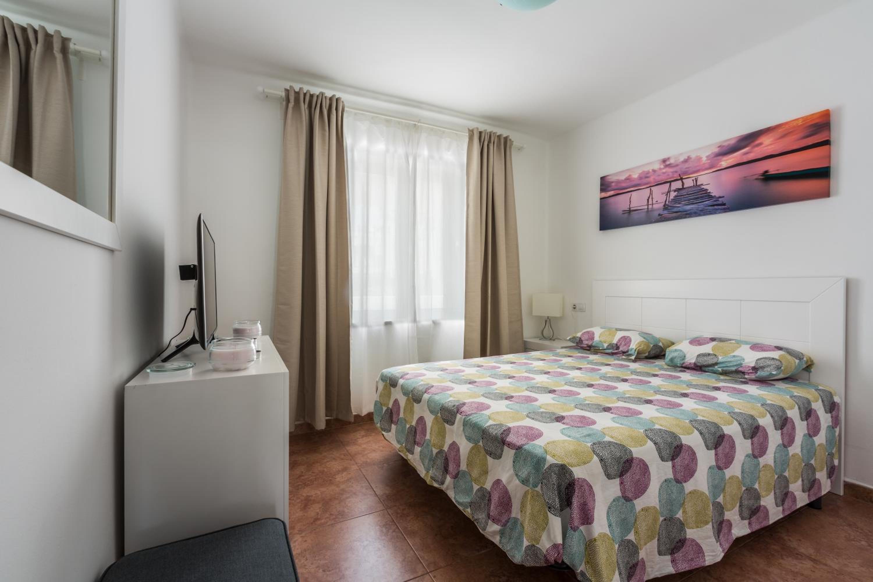 Apartamento con vista a la piscina
