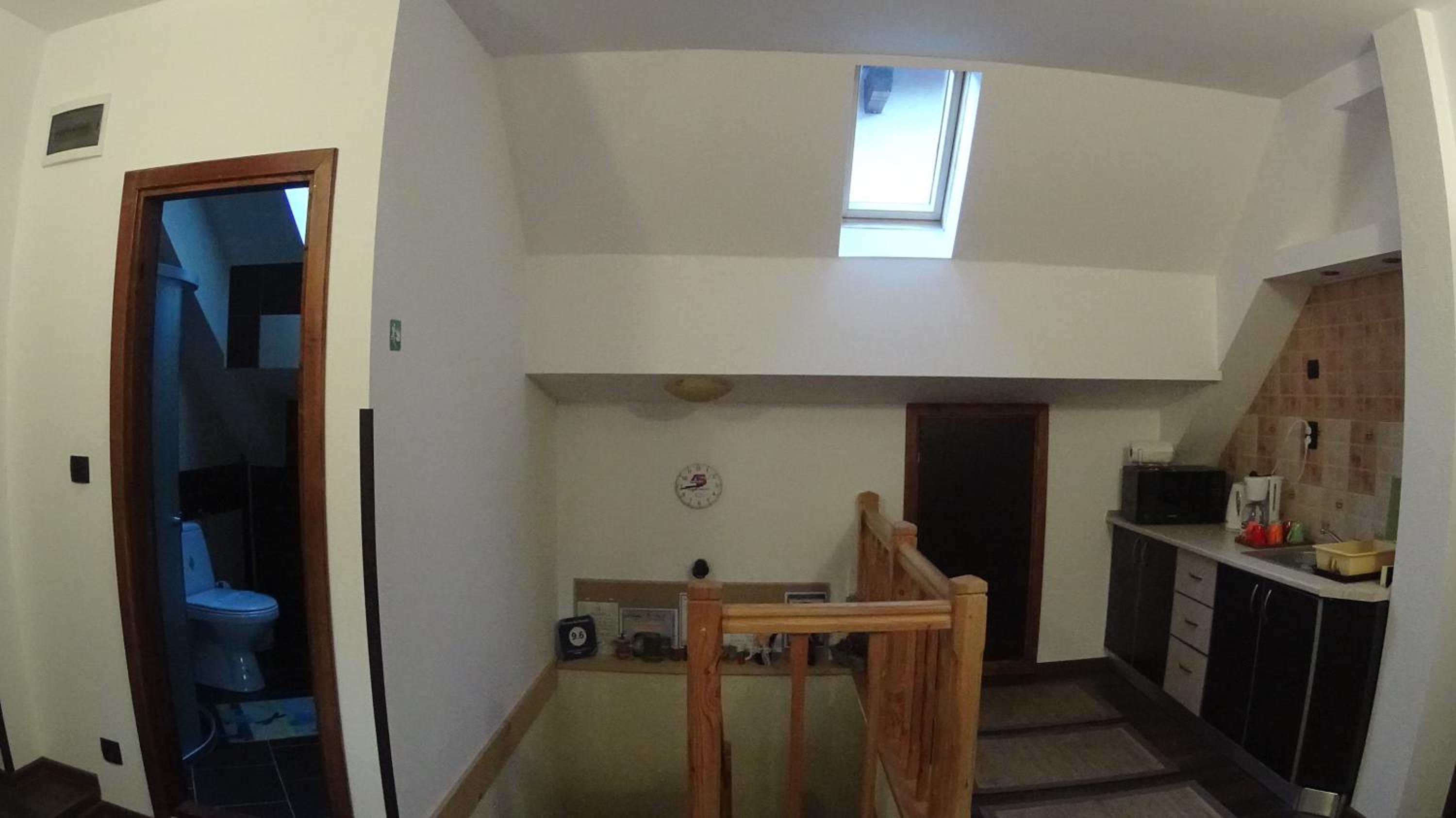 Three-Bedroom Apartment - Photo 22