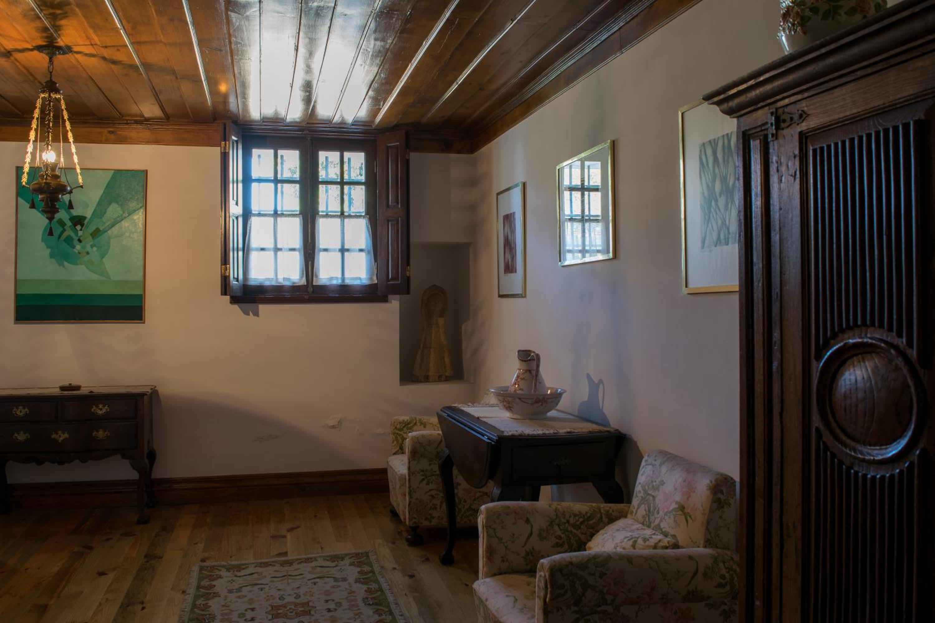 Deluxe Room - Photo 1