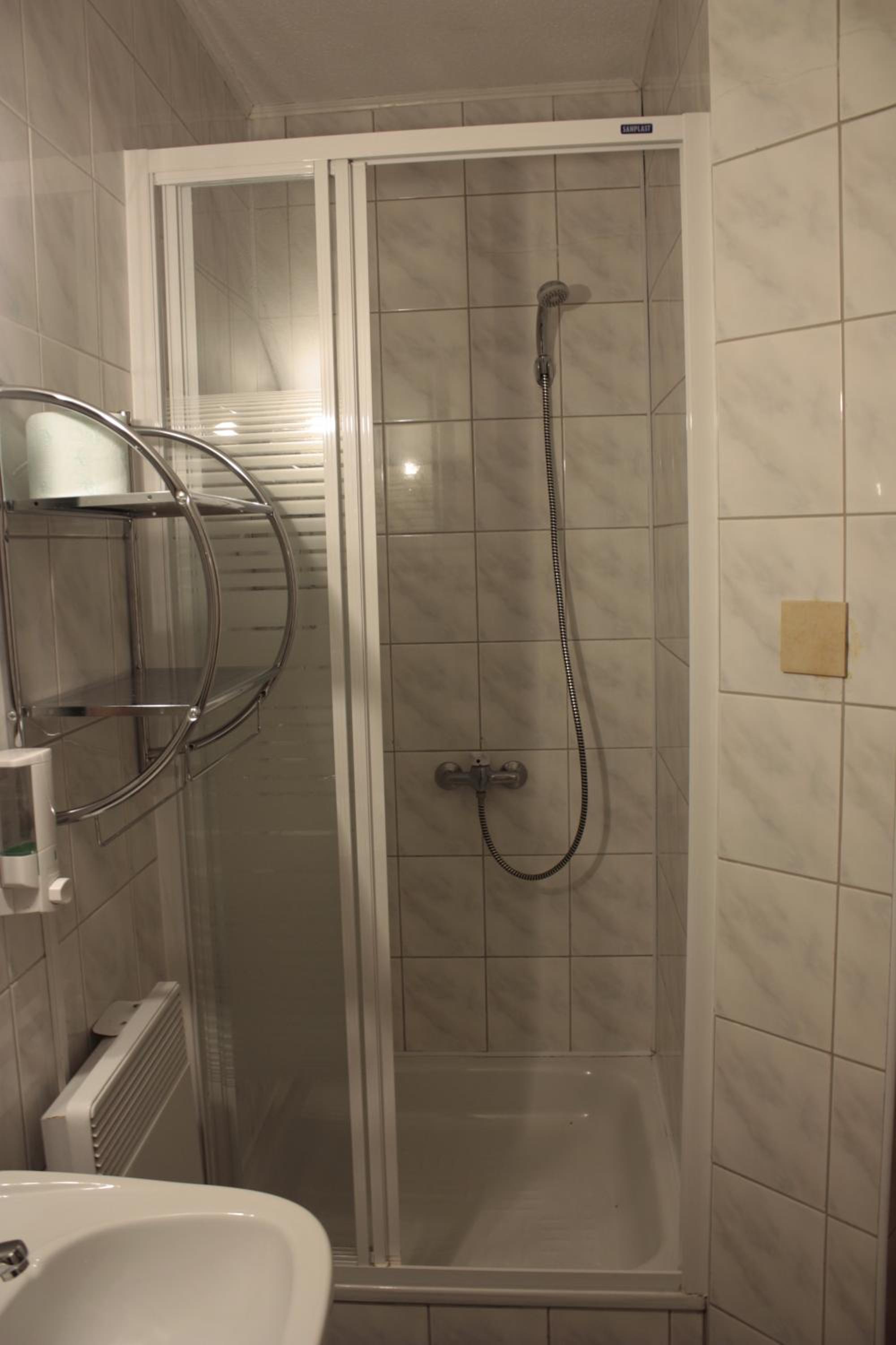 Triple Room with Private Bathroom photo 3