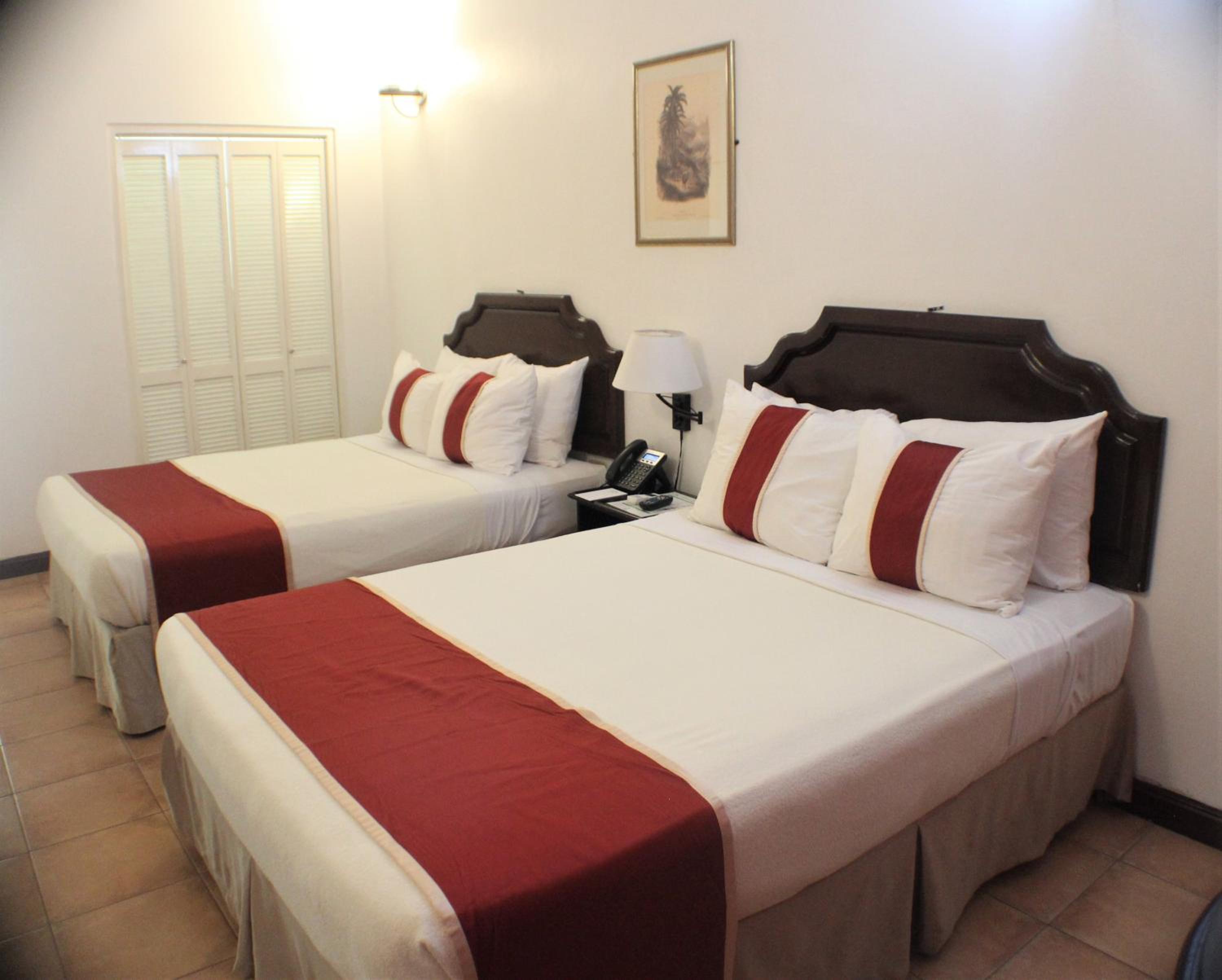 Chambre Exécutive 2 Lits Doubles