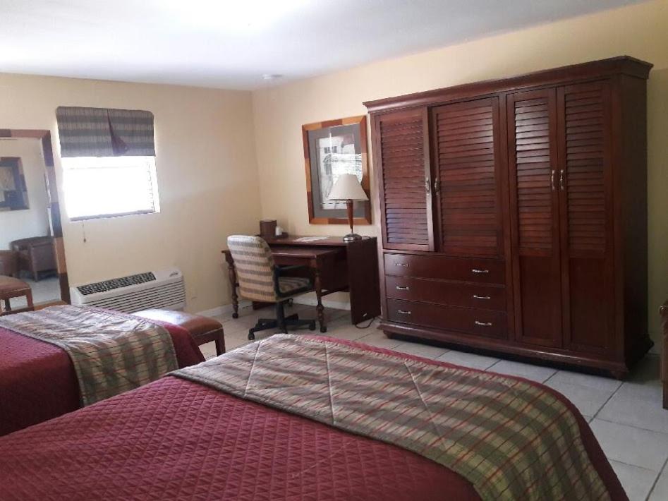 Classic Quadruple Room photo 1