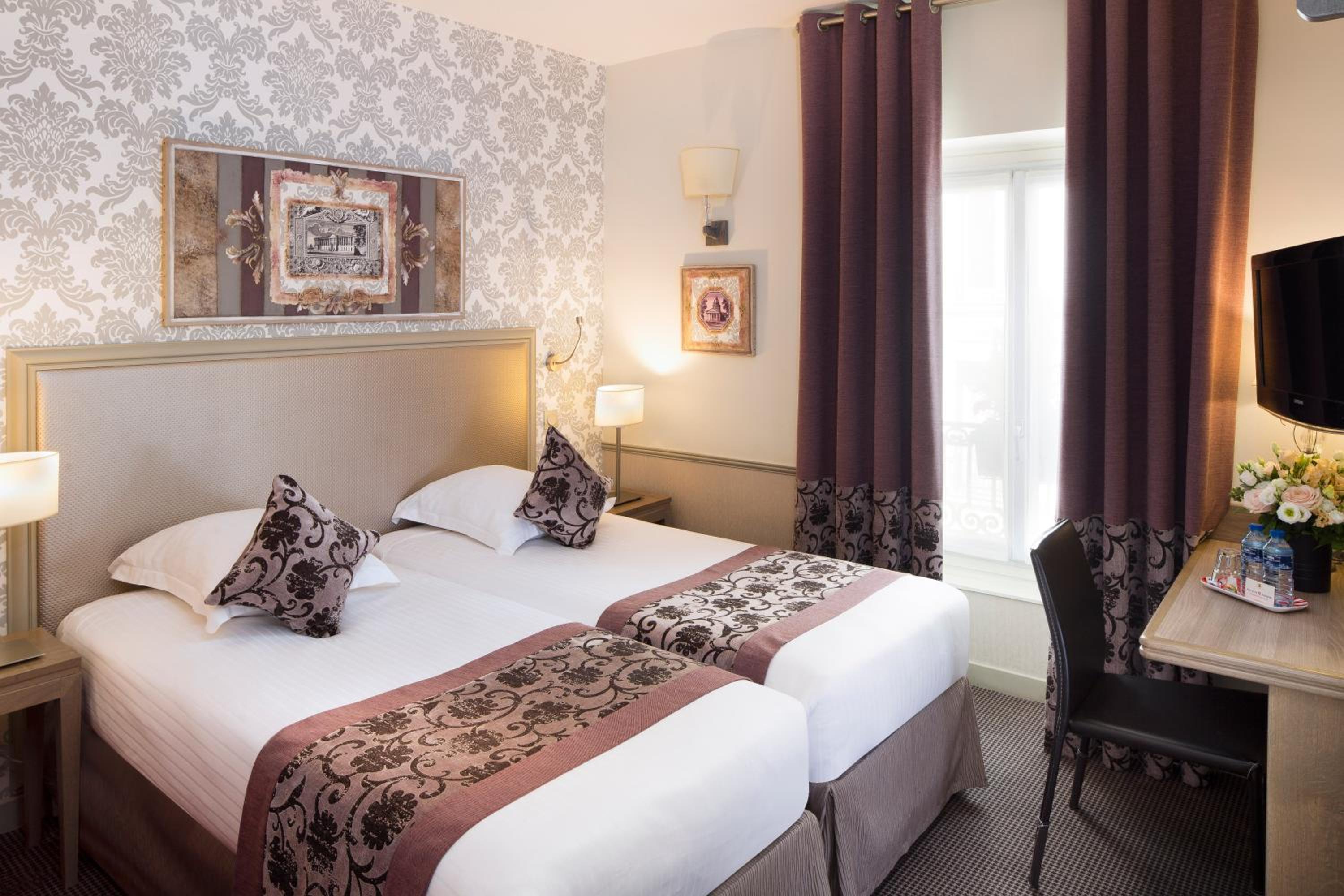Superior Twin Room photo 1