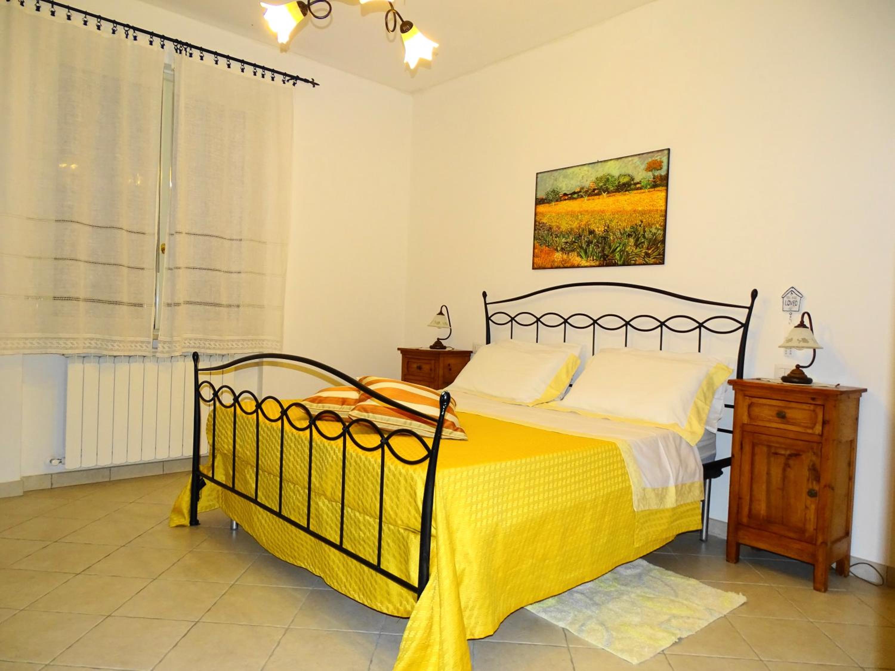 Apartment with Garden View - Photo 15