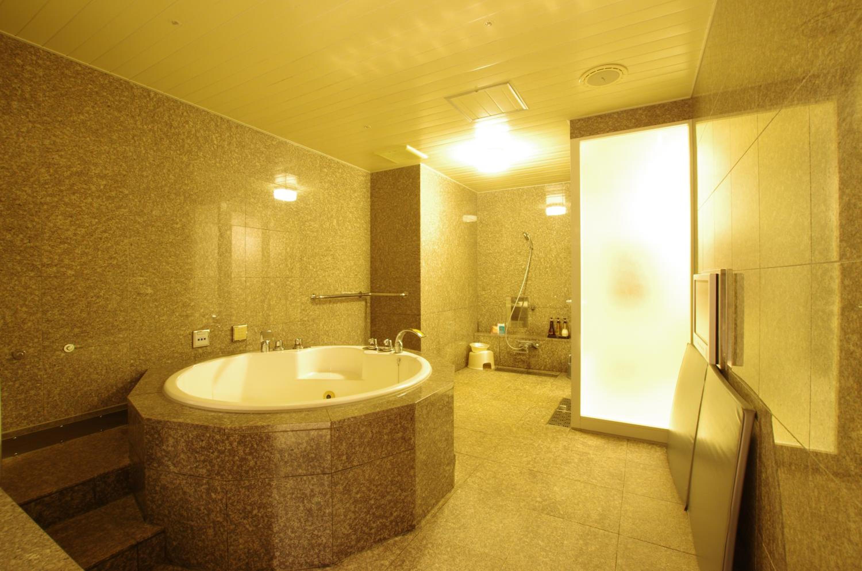 Premium Double Room - Smoking - 15:00 Check in - Photo 2