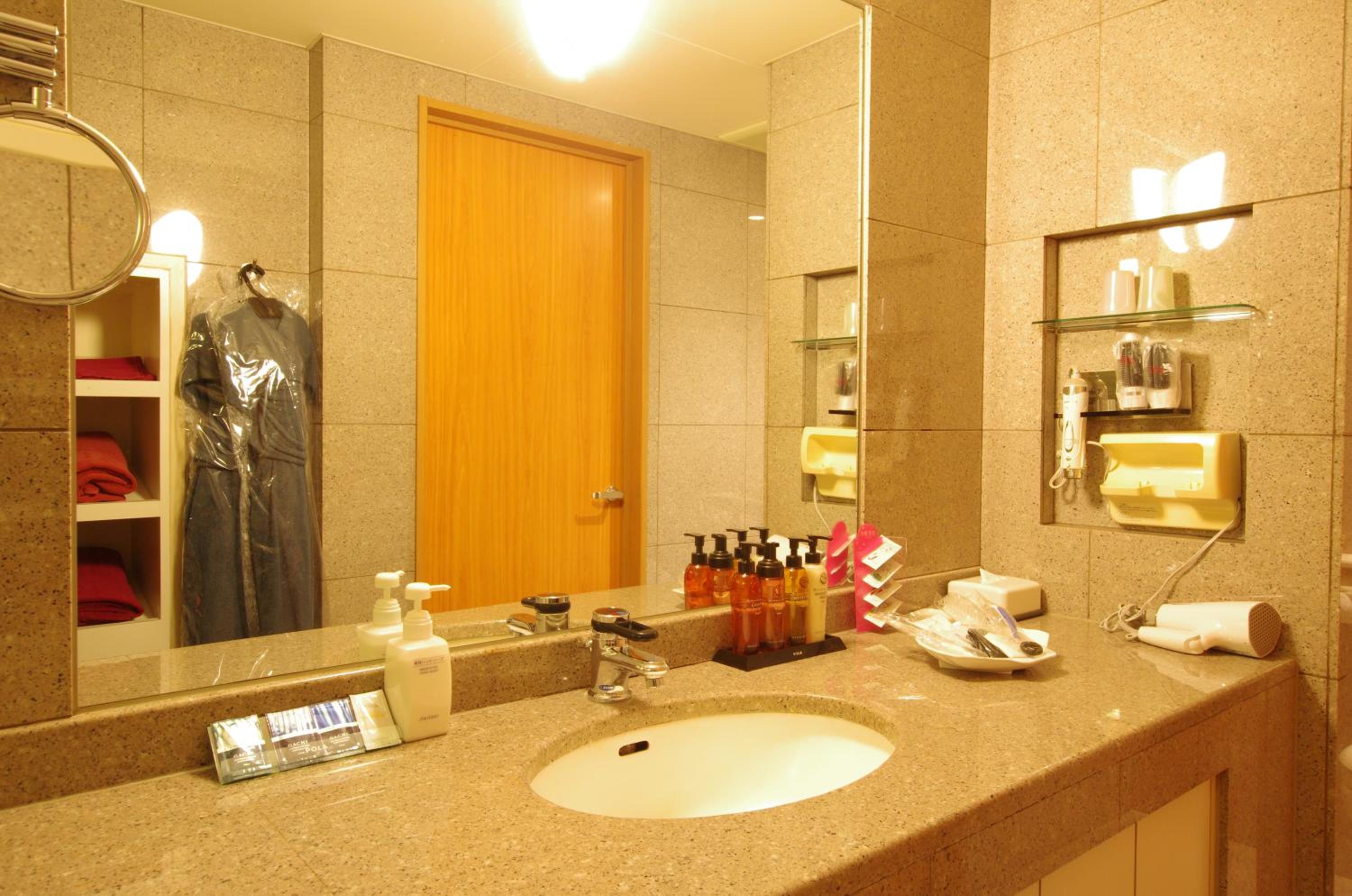 Superior Double Room - Smoking - 15:00 Check in - Photo 2