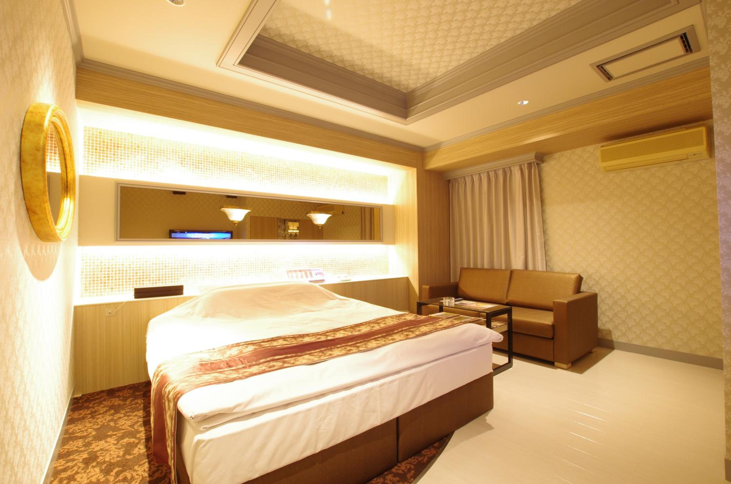Deluxe Double Room - Smoking - 15:00 Check in - Photo 5