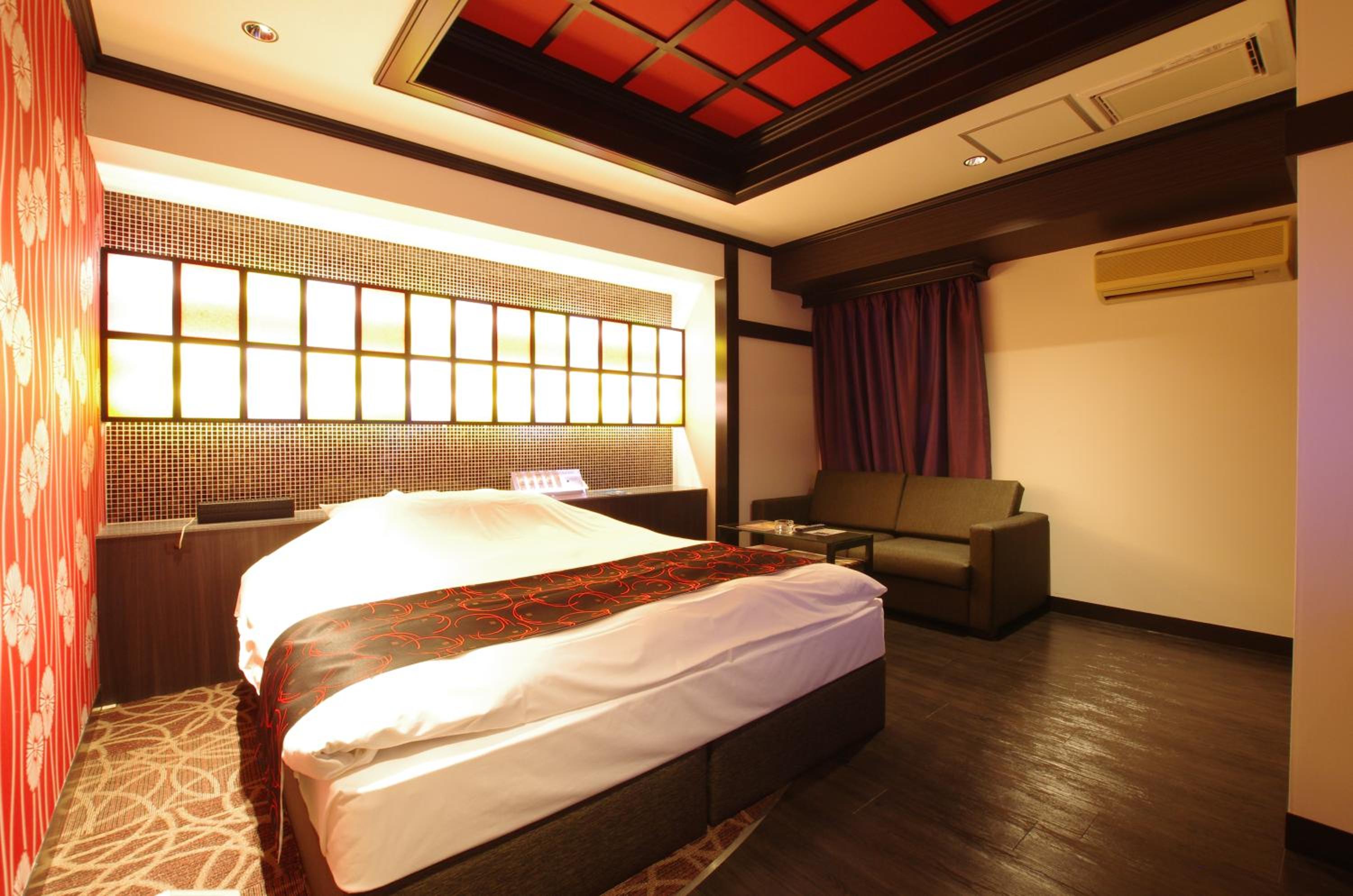 Deluxe Double Room - Smoking - 15:00 Check in - Photo 7