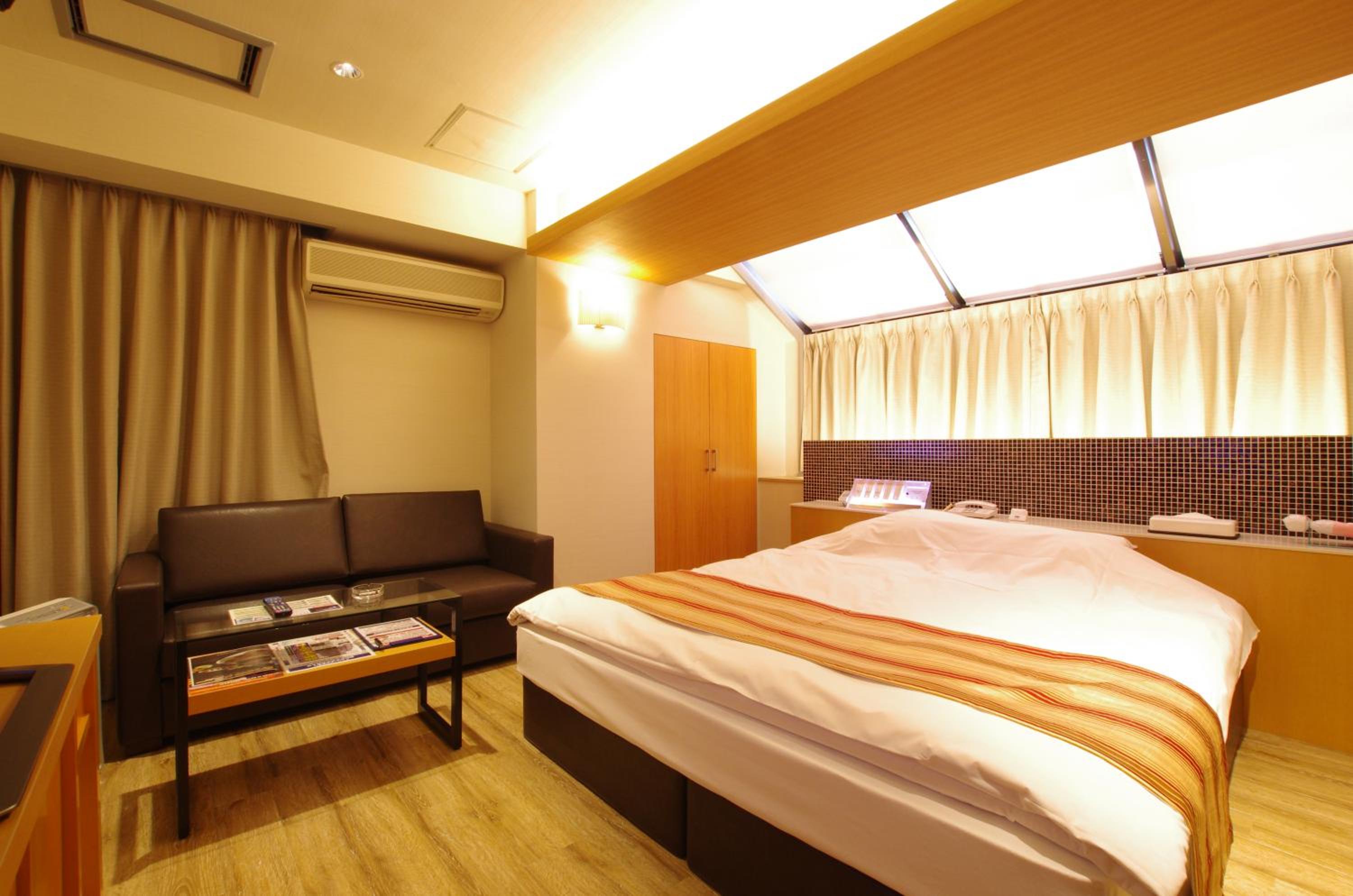 Deluxe Double Room - Smoking - 15:00 Check in - Photo 1
