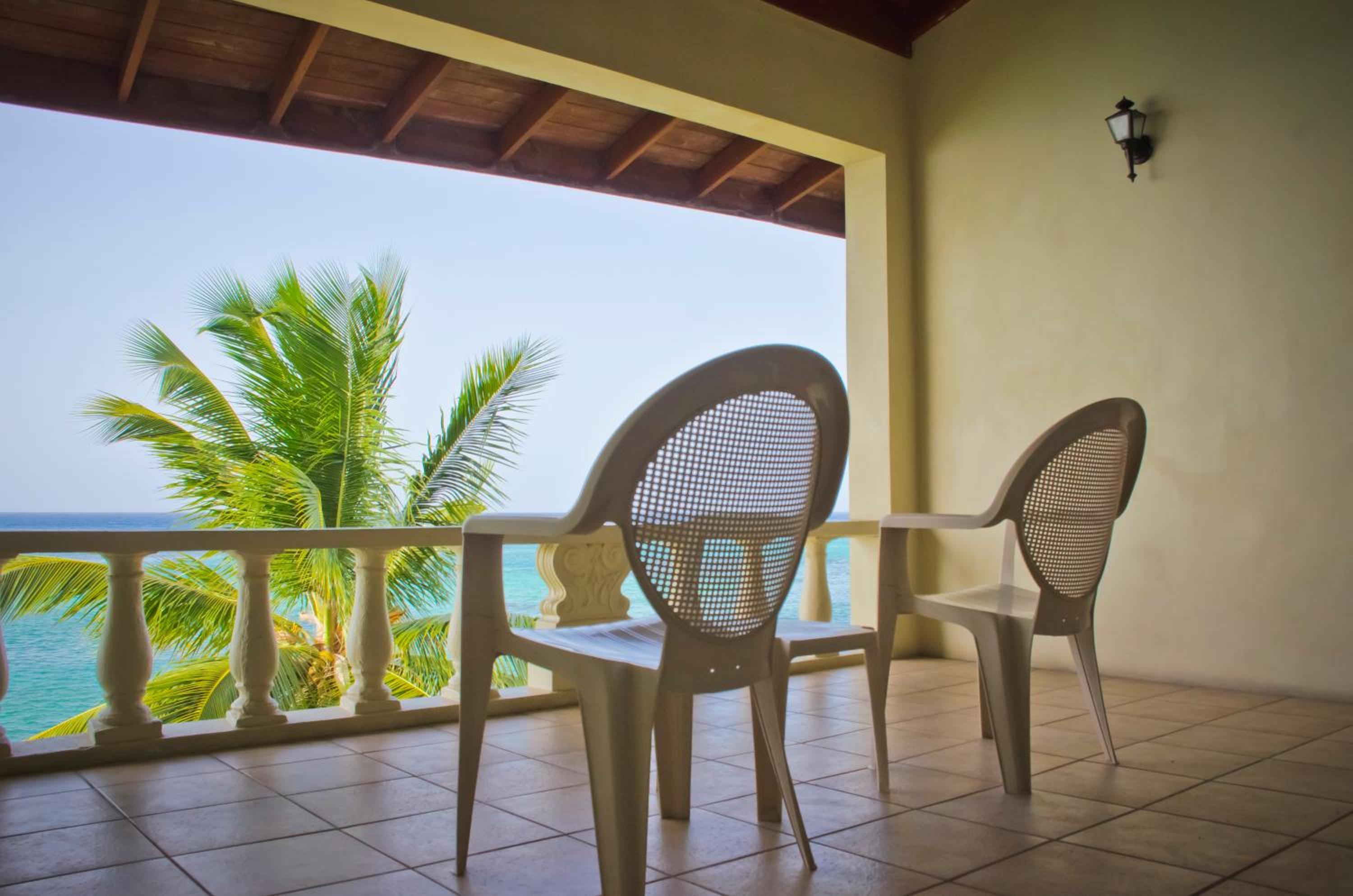 Ocean Front Room photo 3