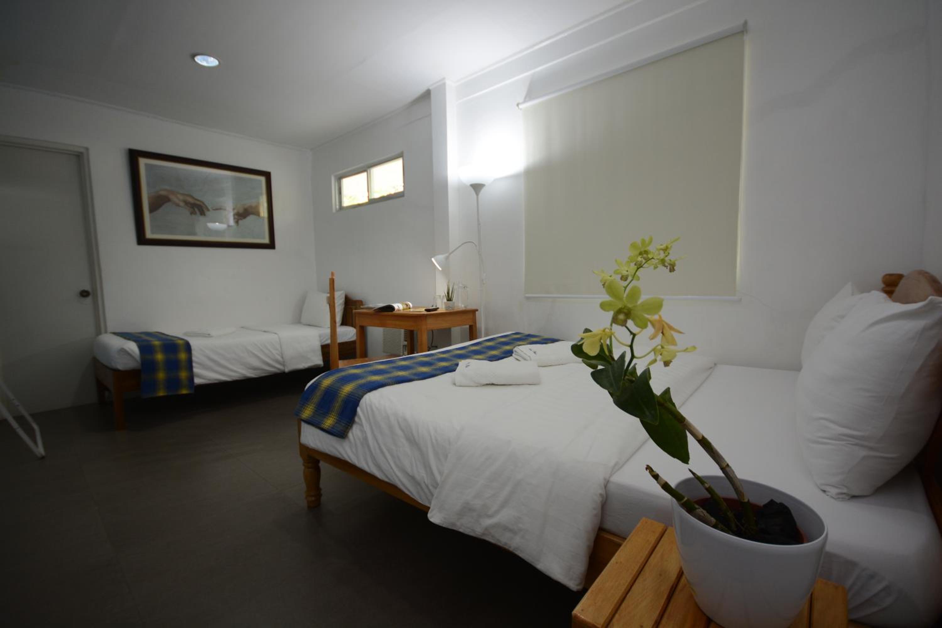 Standard Family Room - Photo 2